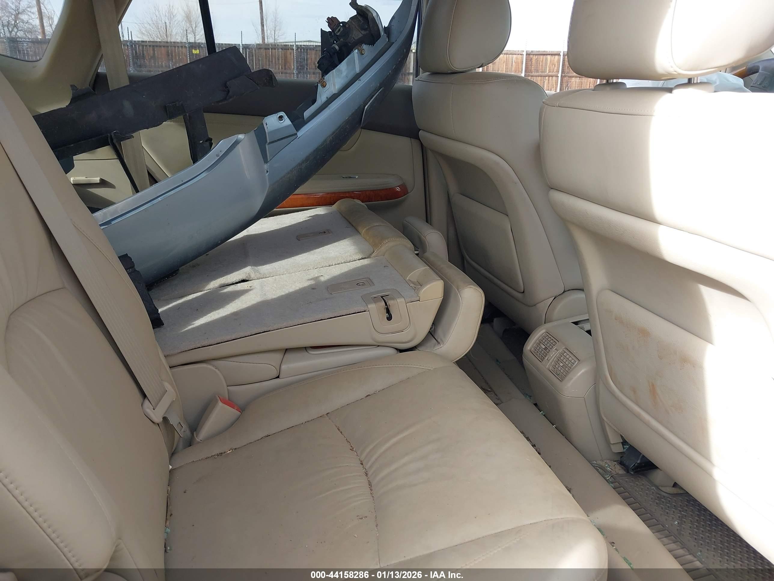 LEXUS RX image 8
