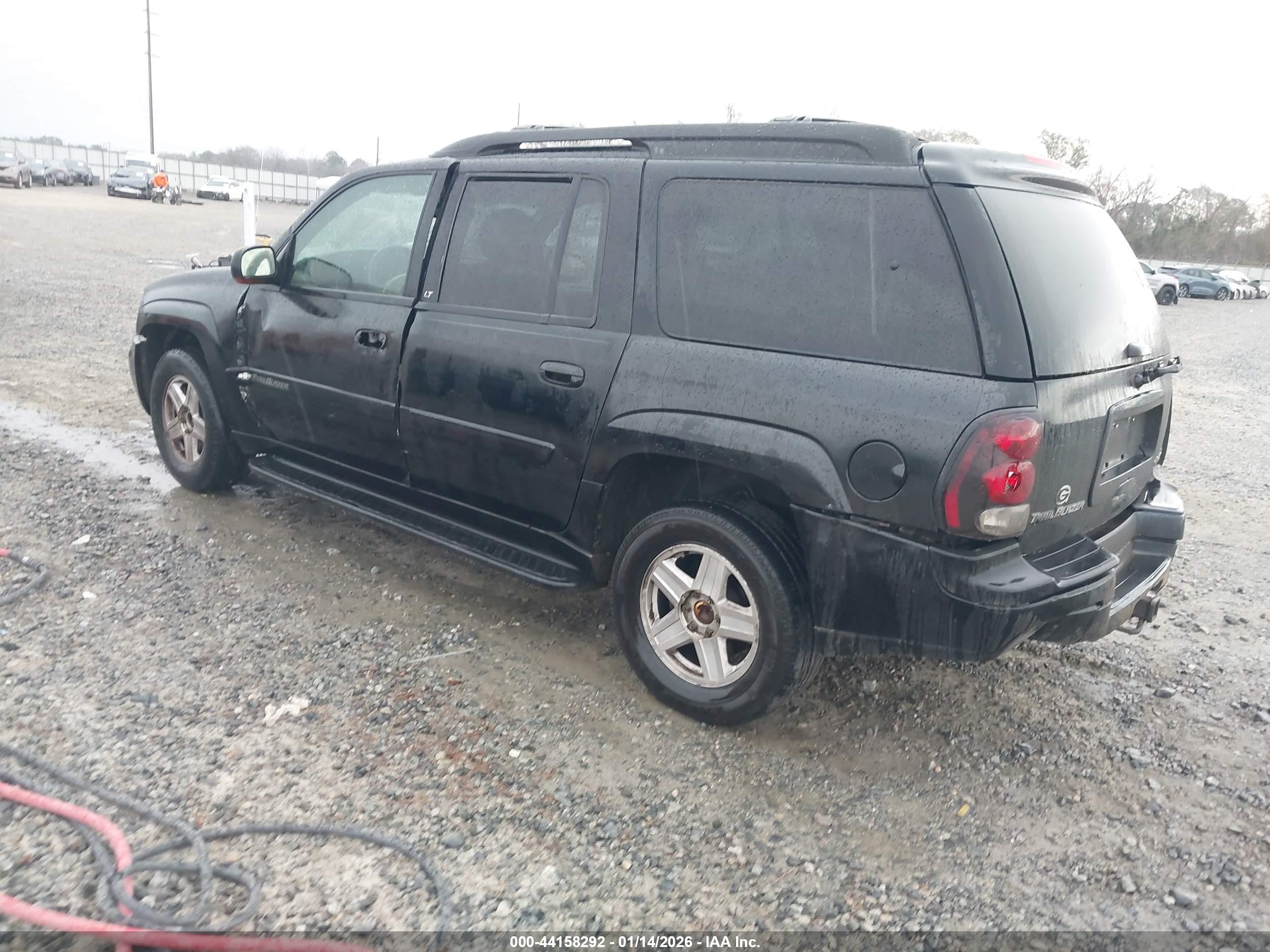 CHEVROLET TRAILBLAZER image 3