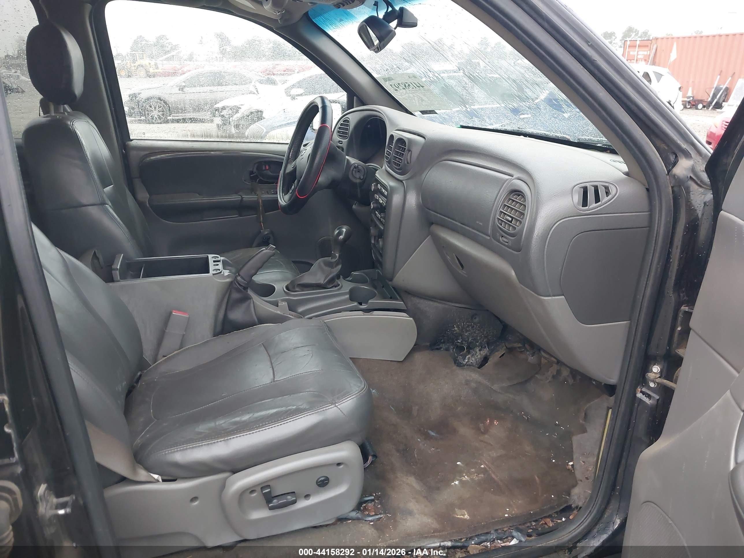 CHEVROLET TRAILBLAZER image 5