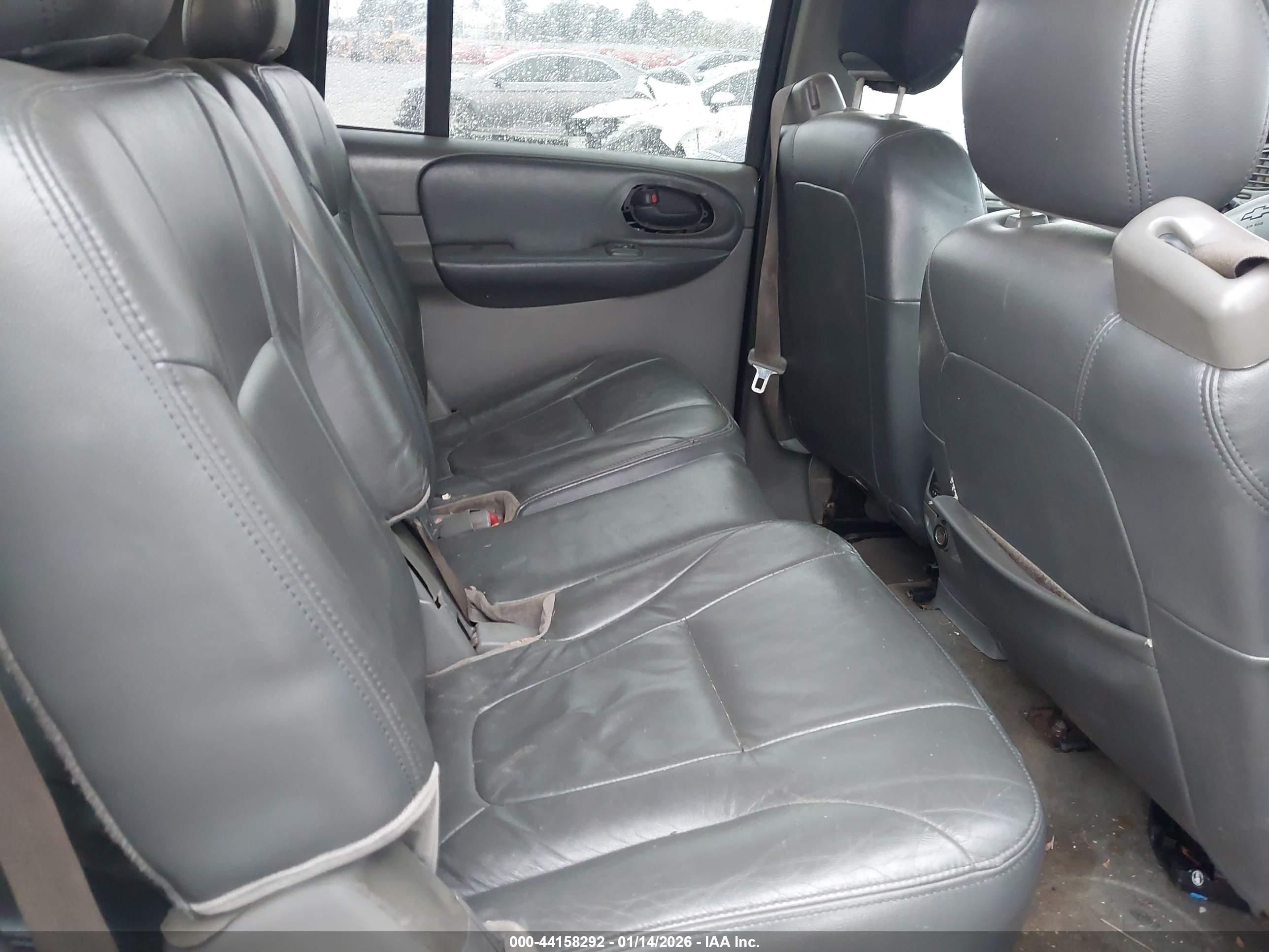 CHEVROLET TRAILBLAZER image 8