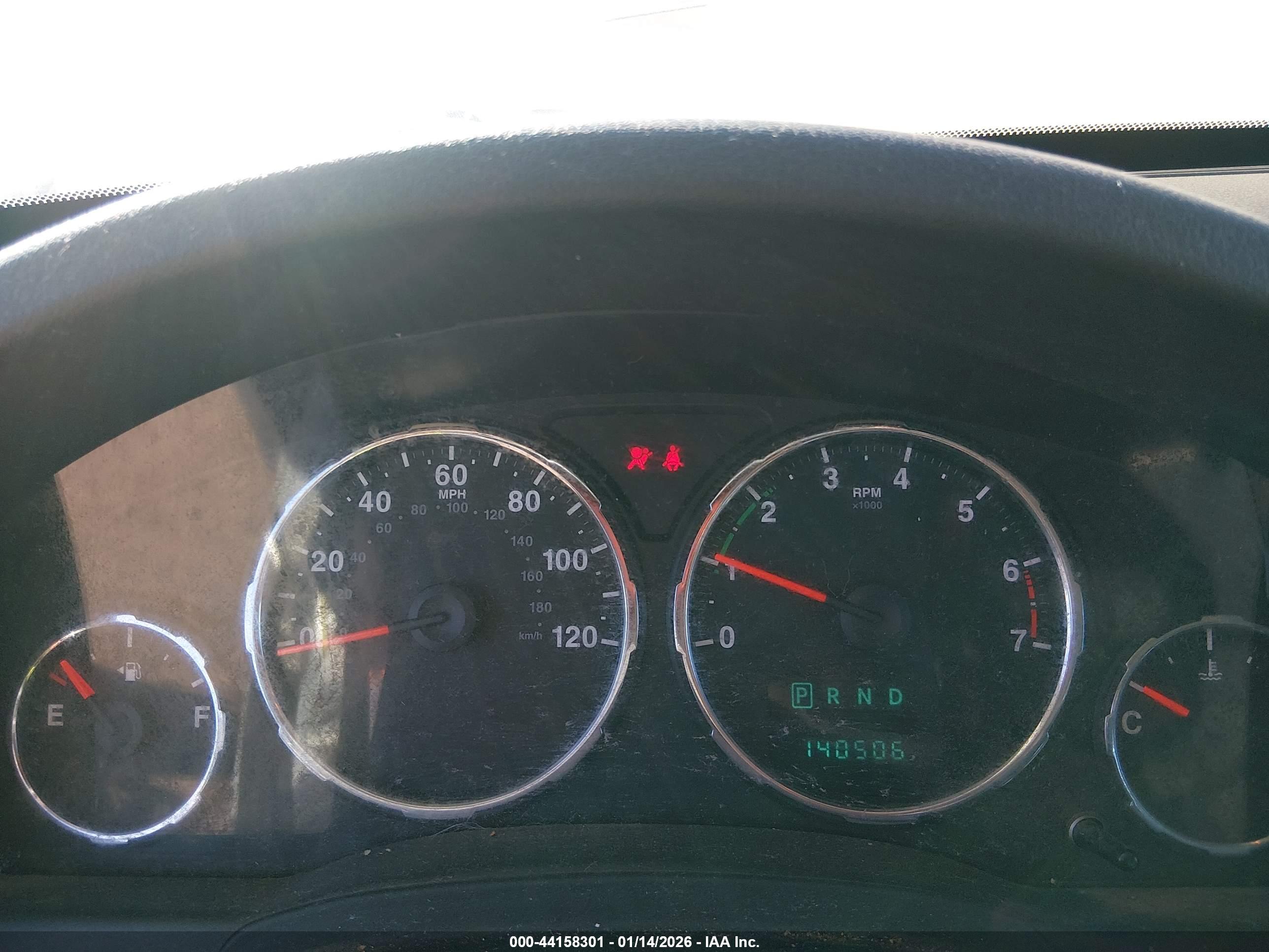 JEEP LIBERTY image 7