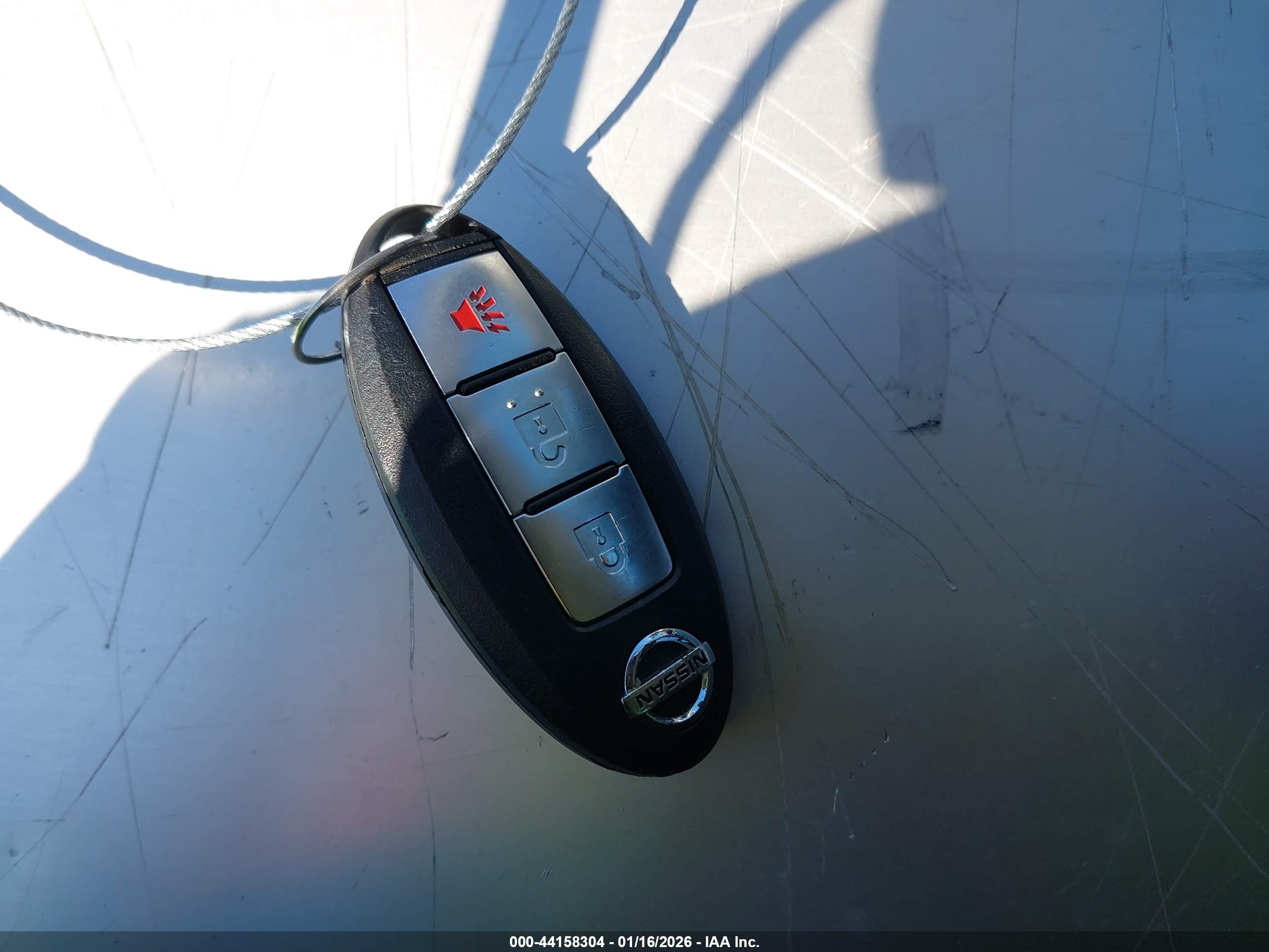 NISSAN ROGUE image 11
