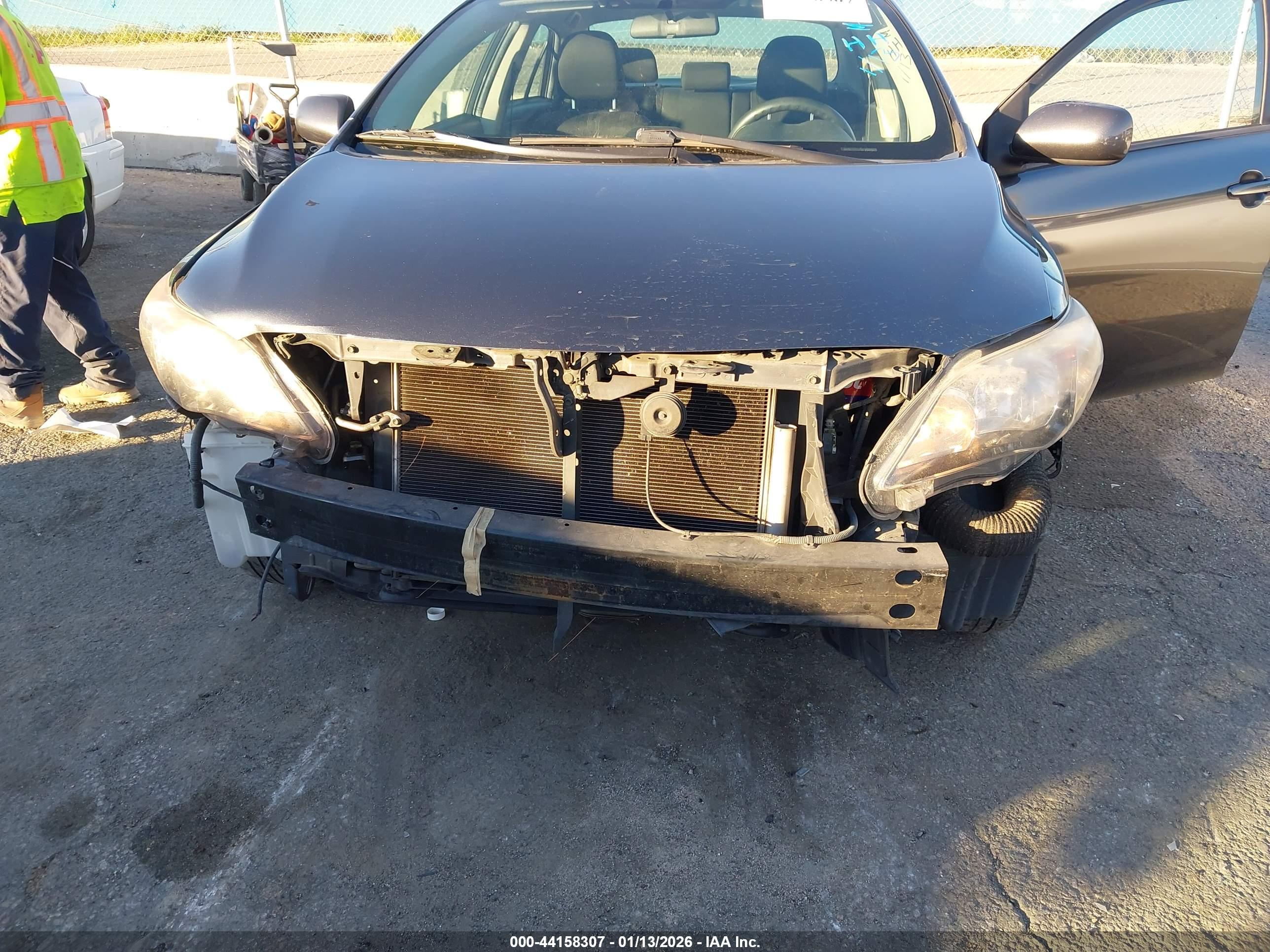 TOYOTA COROLLA image 6