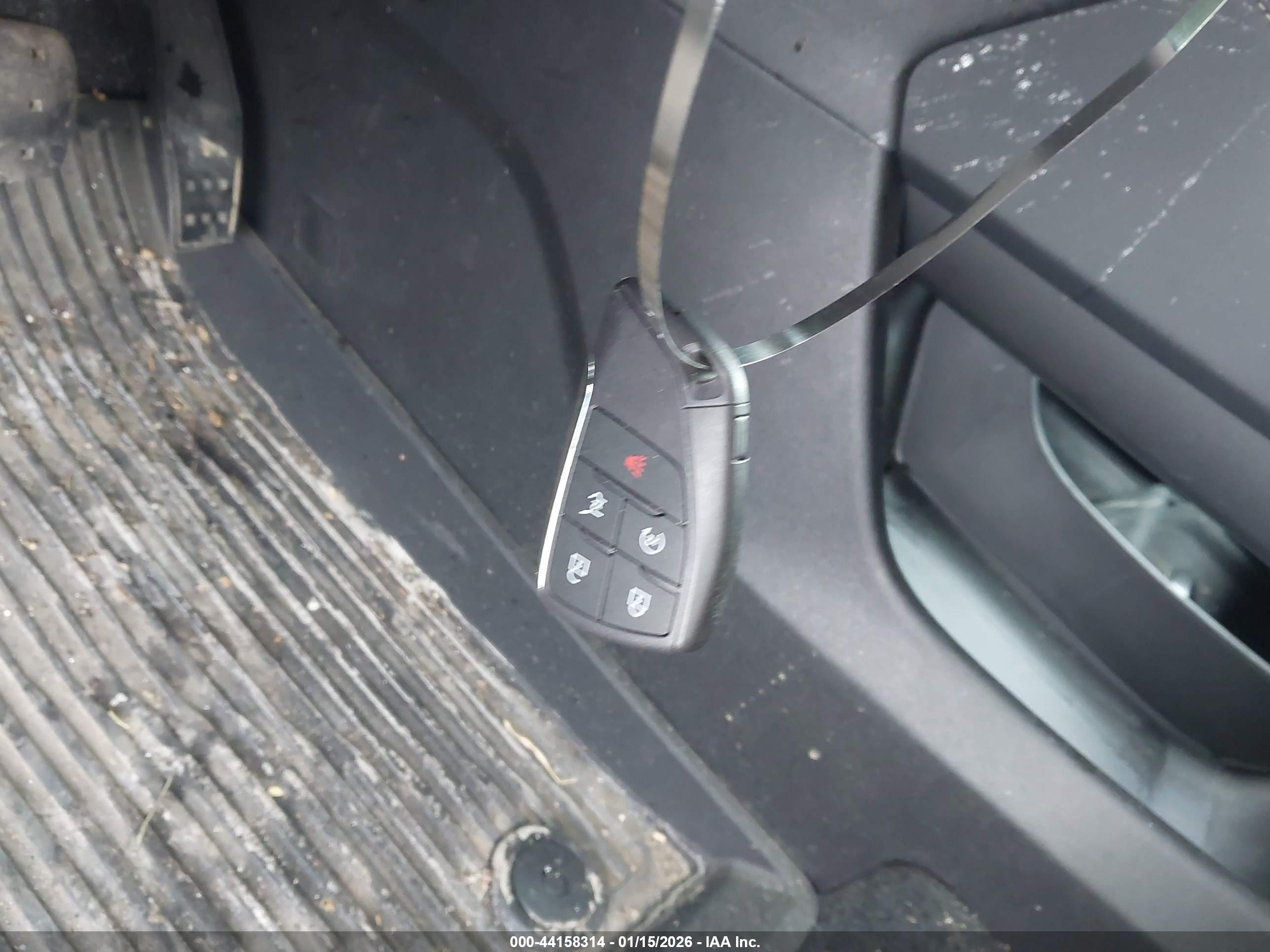CHEVROLET TRAVERSE image 11