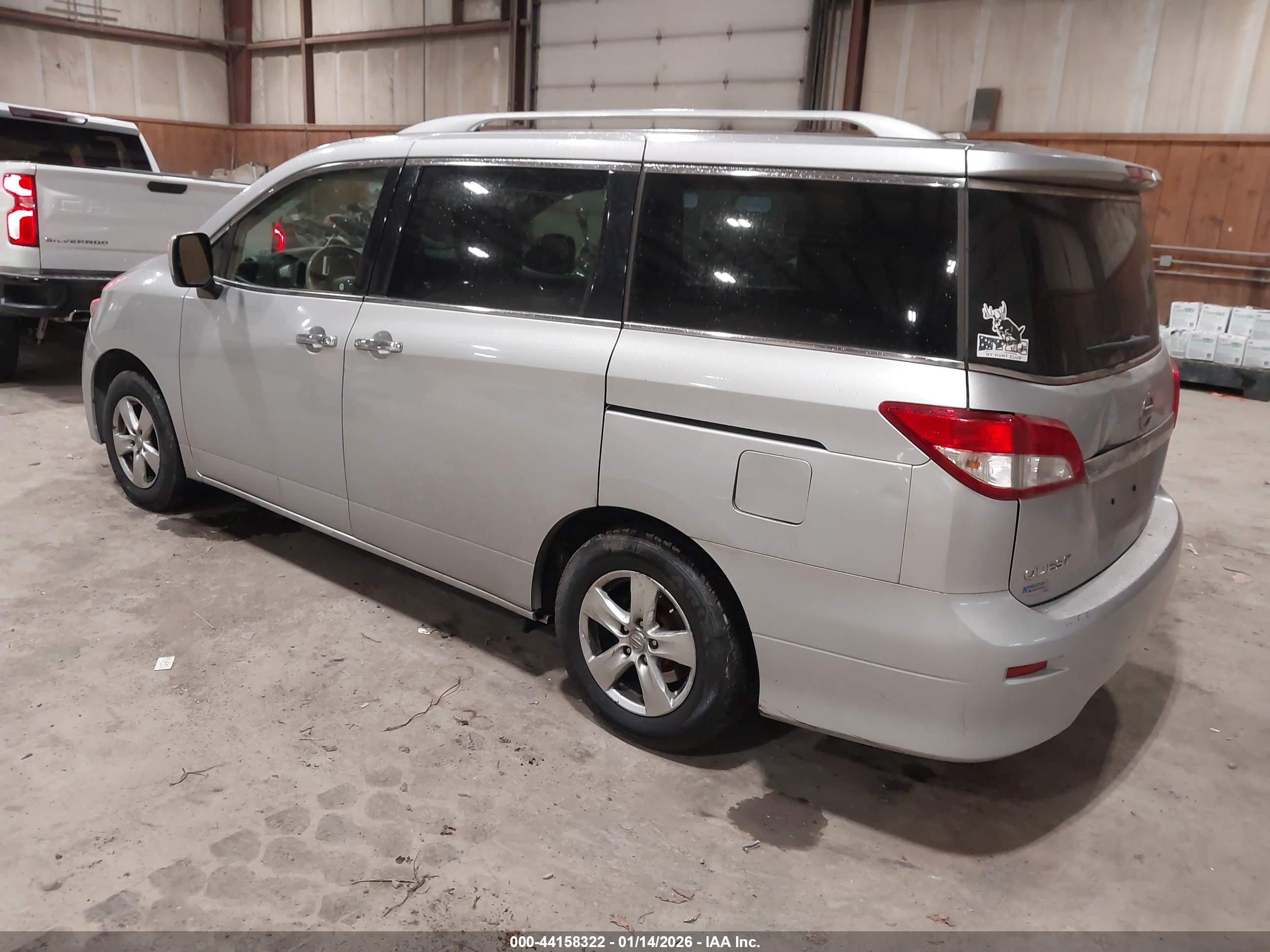 NISSAN QUEST image 3