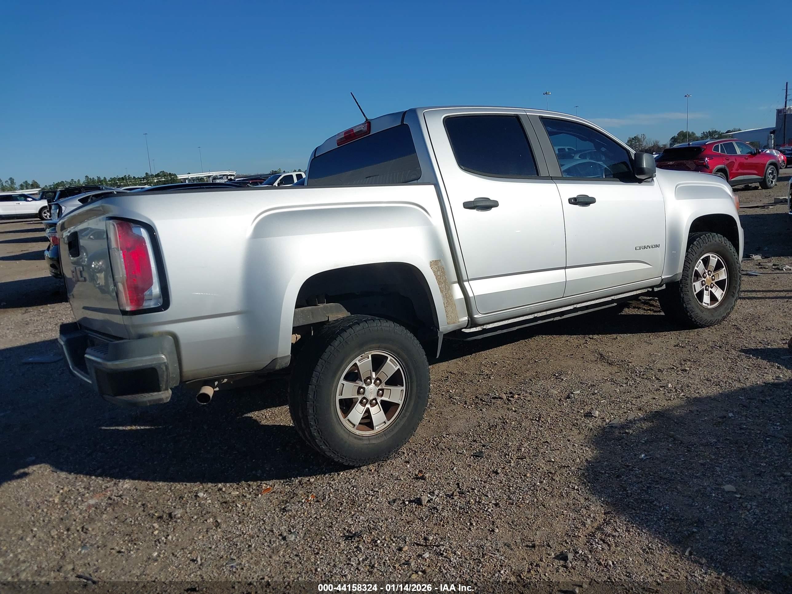 GMC CANYON image 4