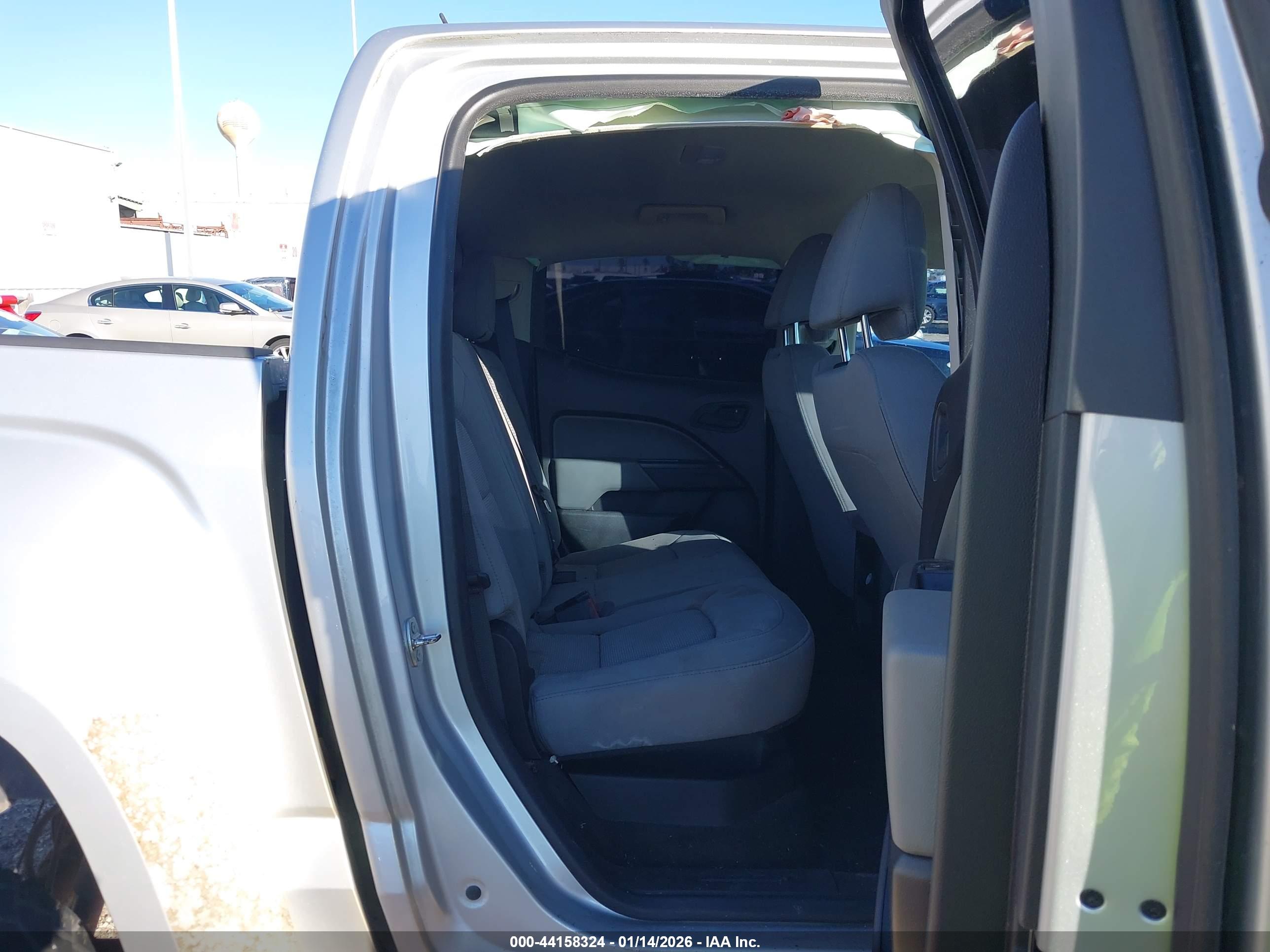GMC CANYON image 8