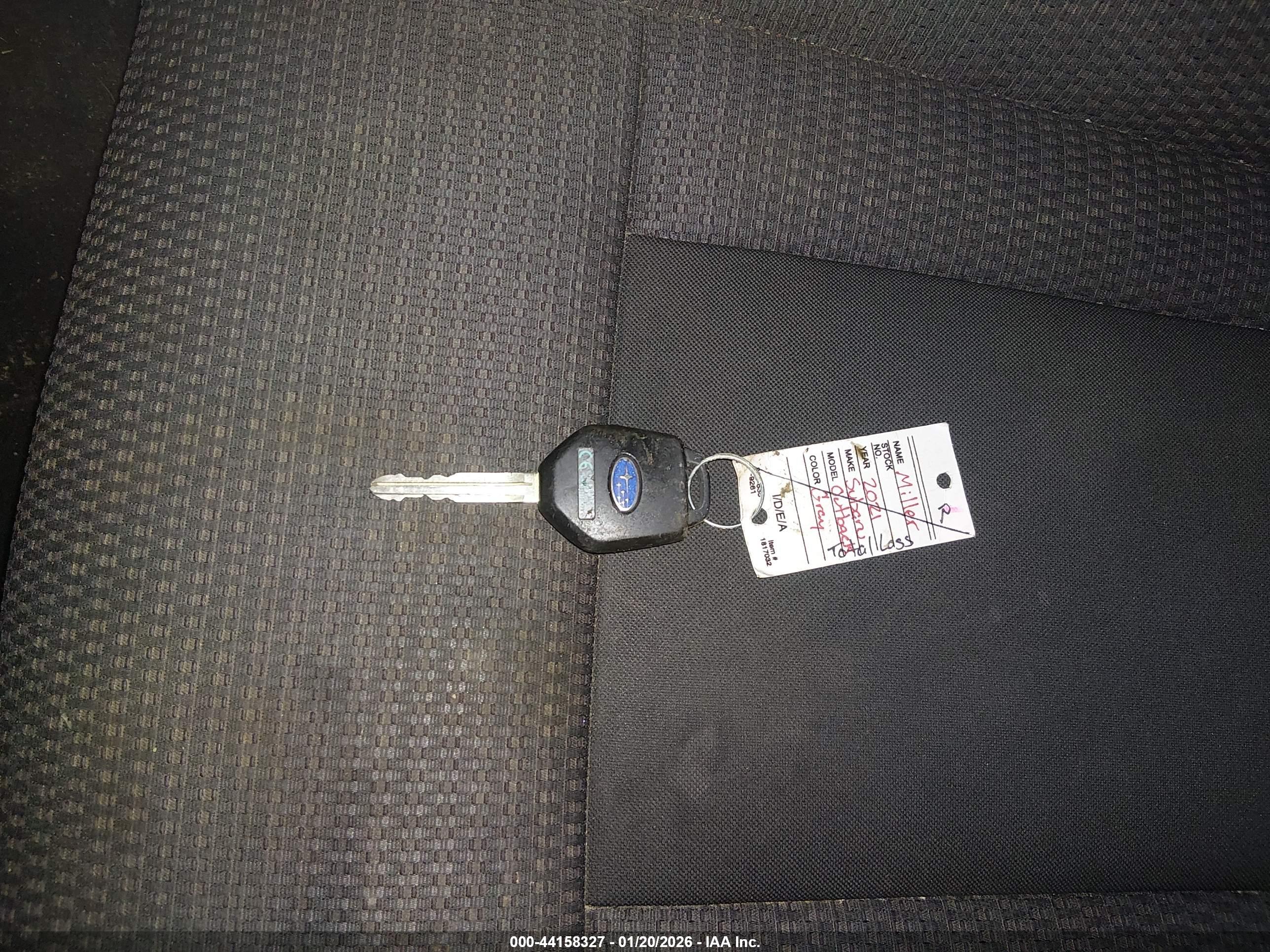 SUBARU OUTBACK image 11