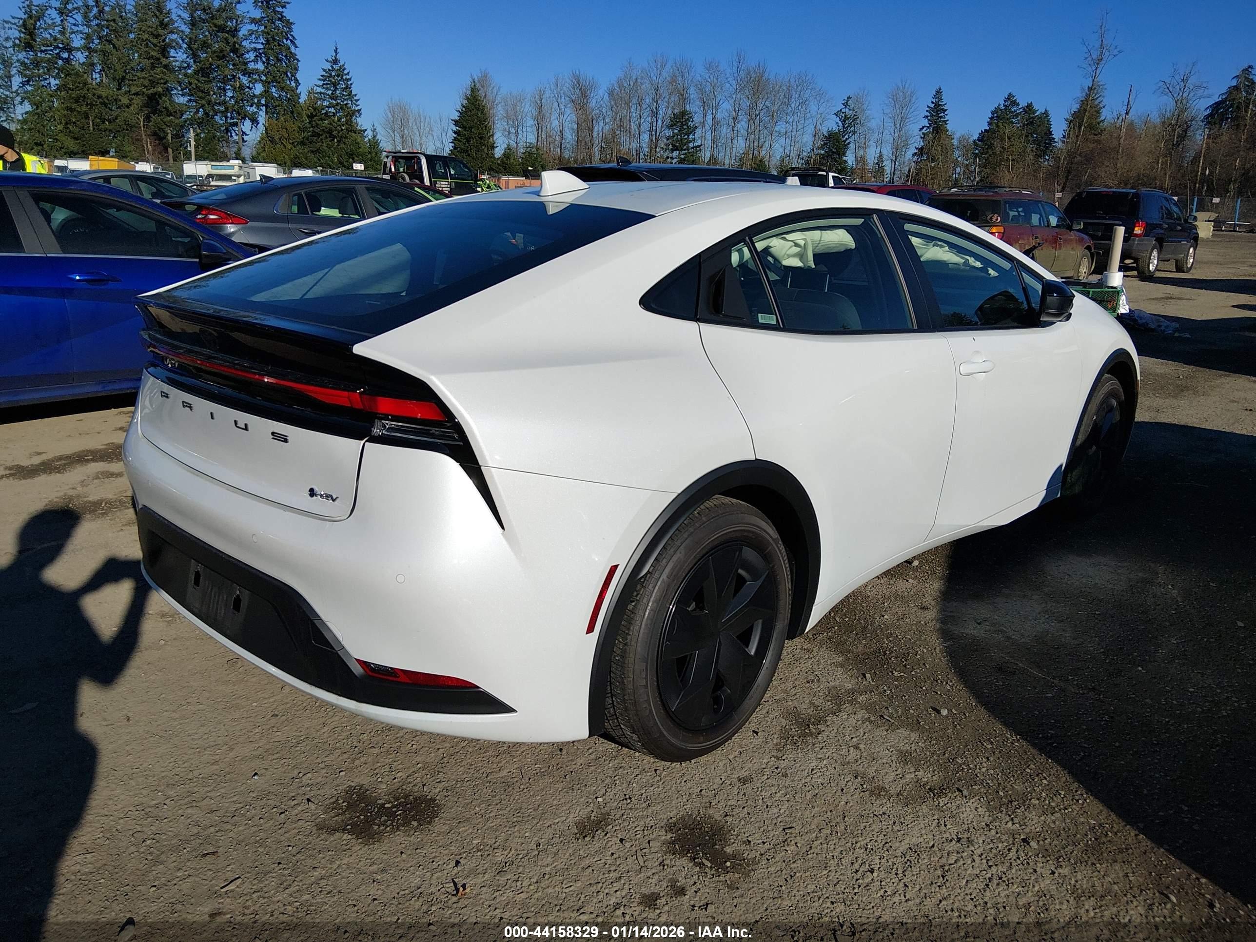 TOYOTA PRIUS image 4
