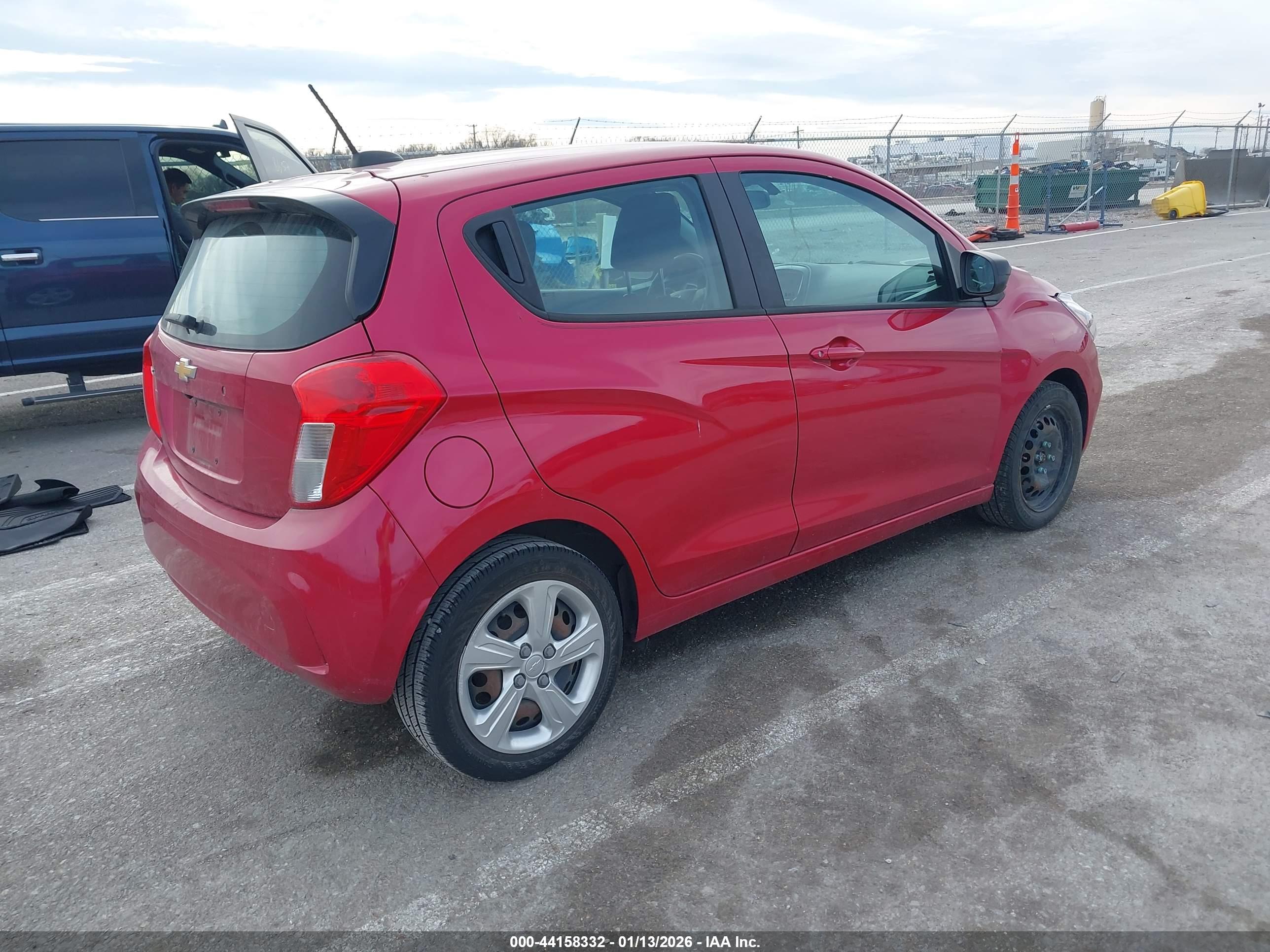 CHEVROLET SPARK image 4