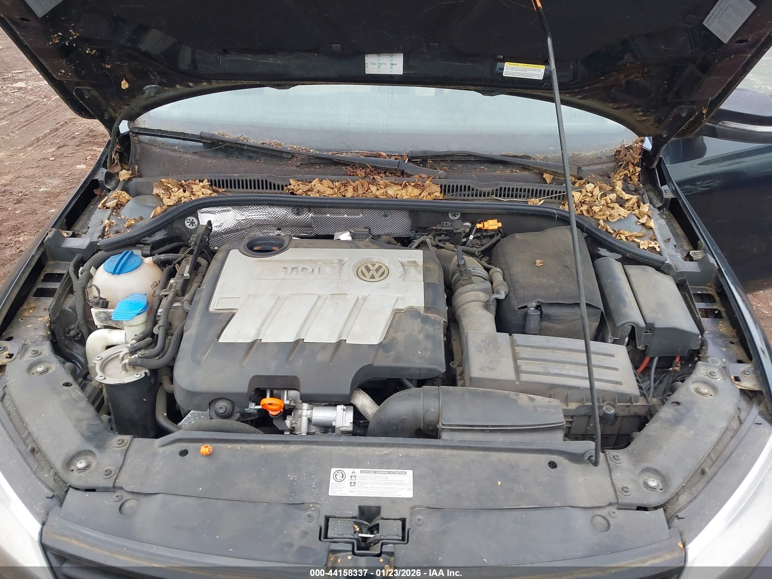 VOLKSWAGEN JETTA image 10