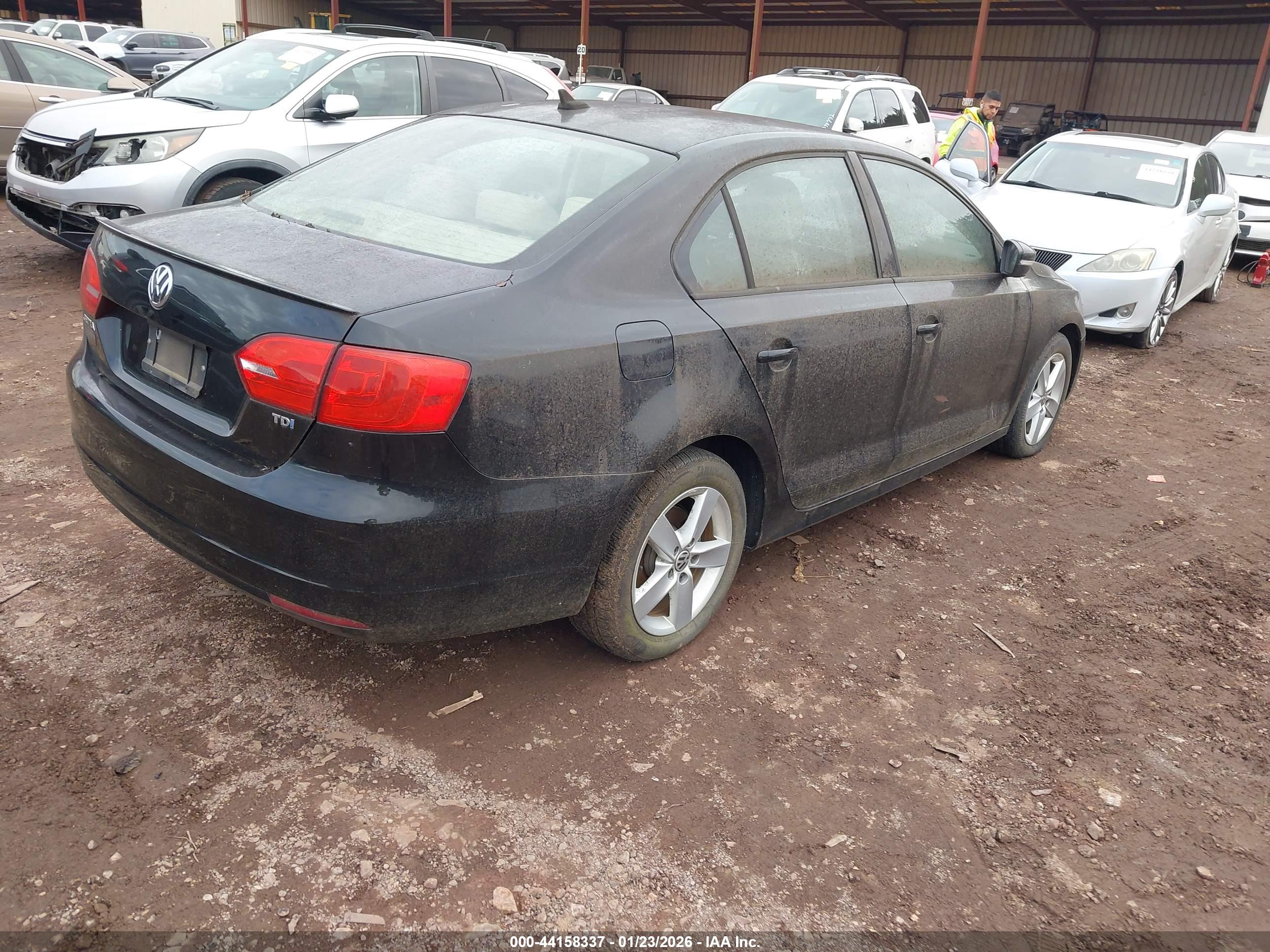 VOLKSWAGEN JETTA image 4
