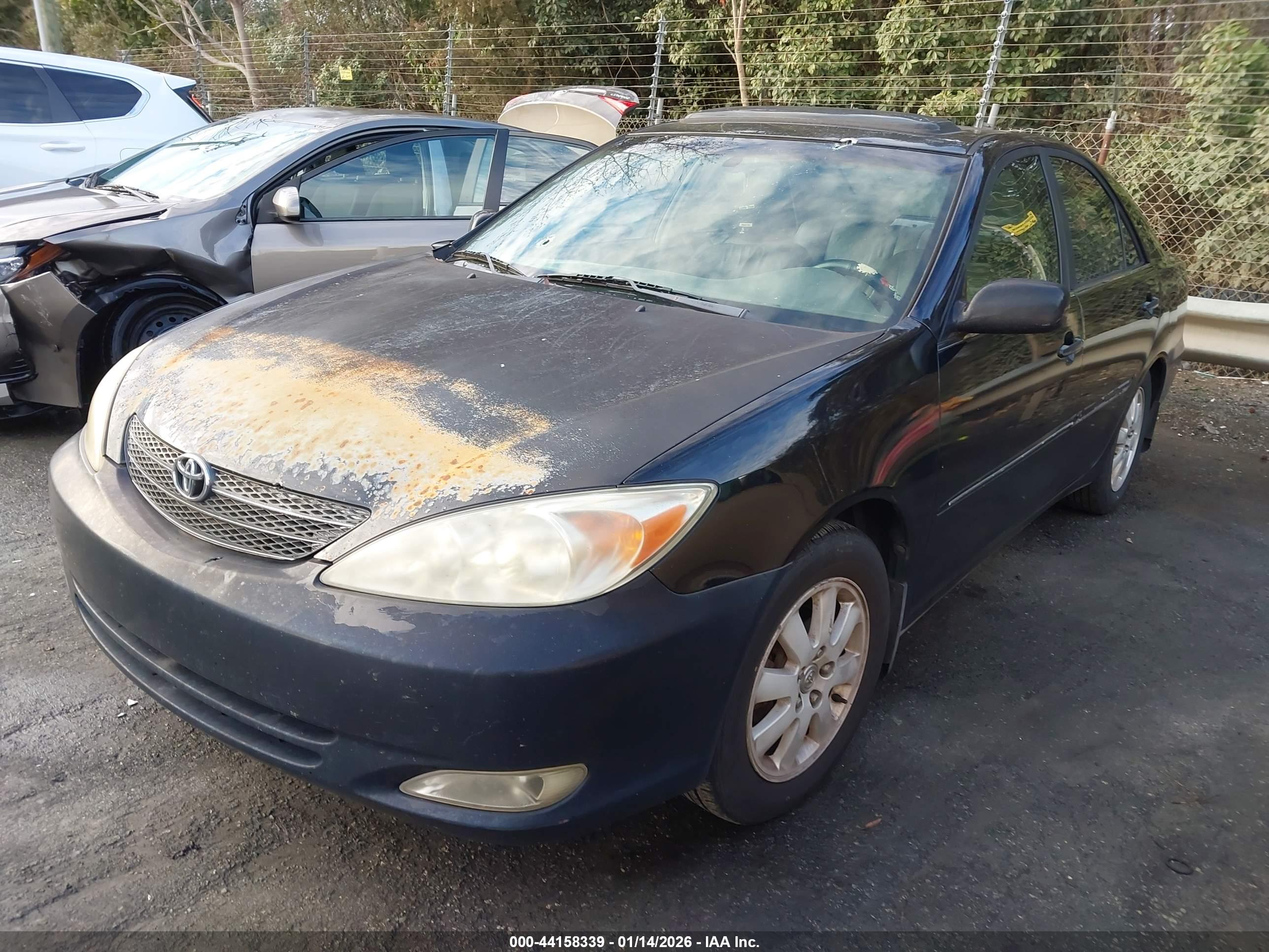 TOYOTA CAMRY image 2
