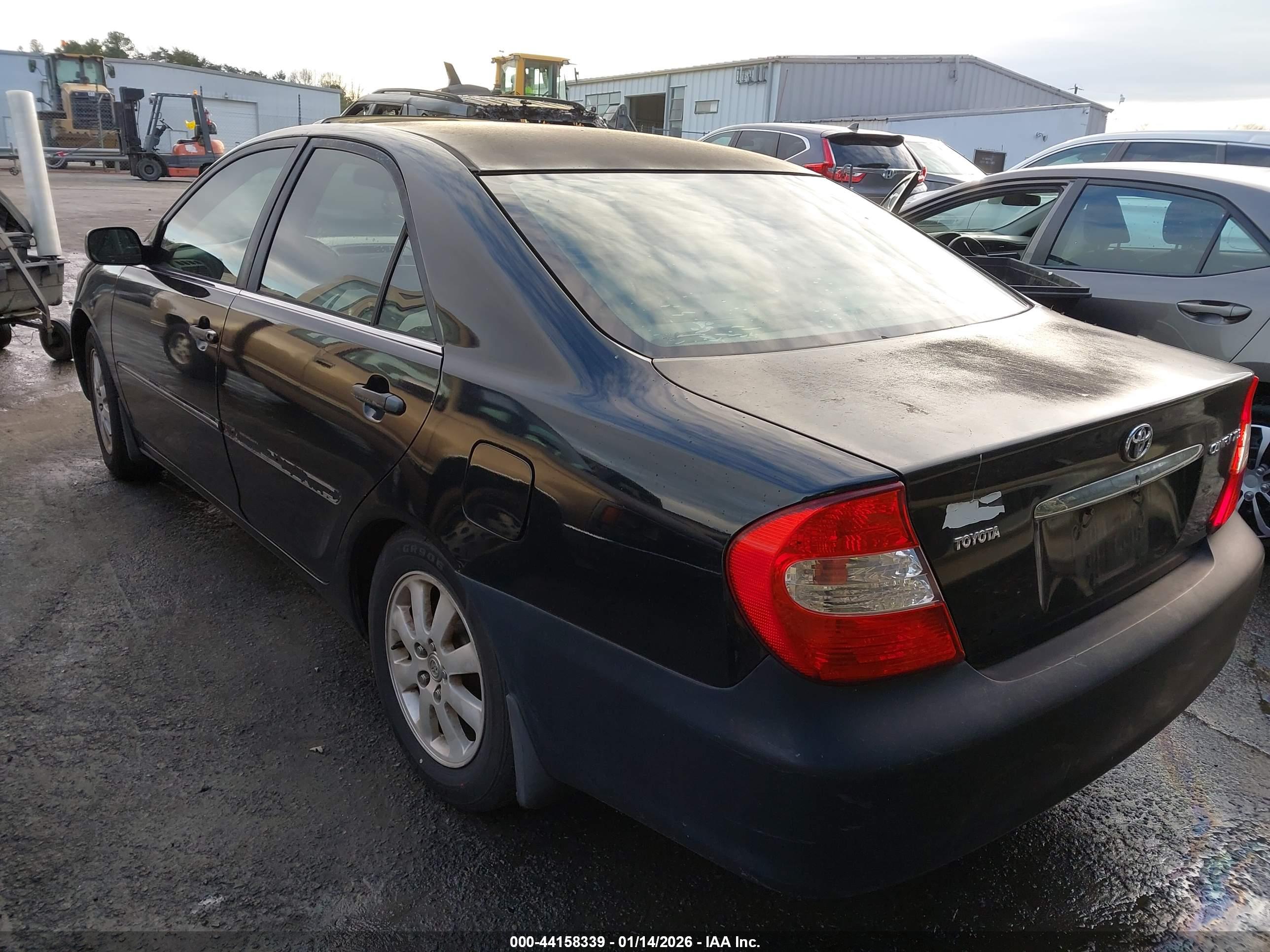 TOYOTA CAMRY image 3
