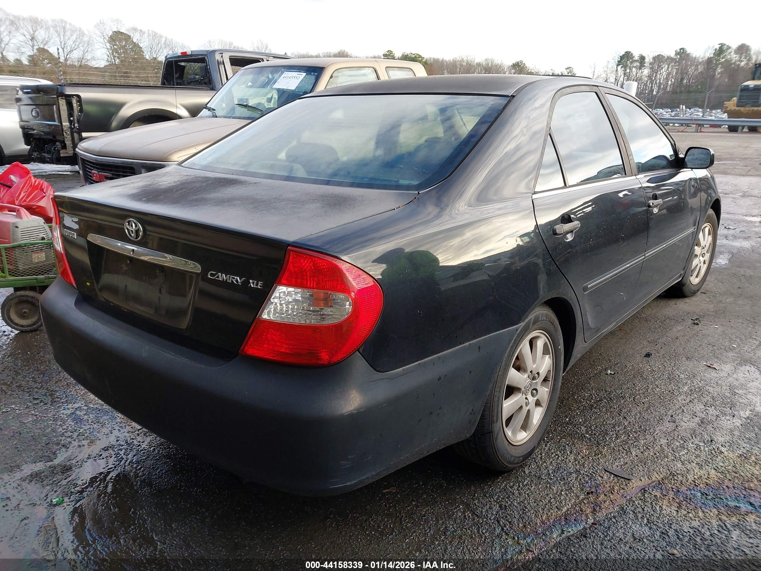 TOYOTA CAMRY image 4