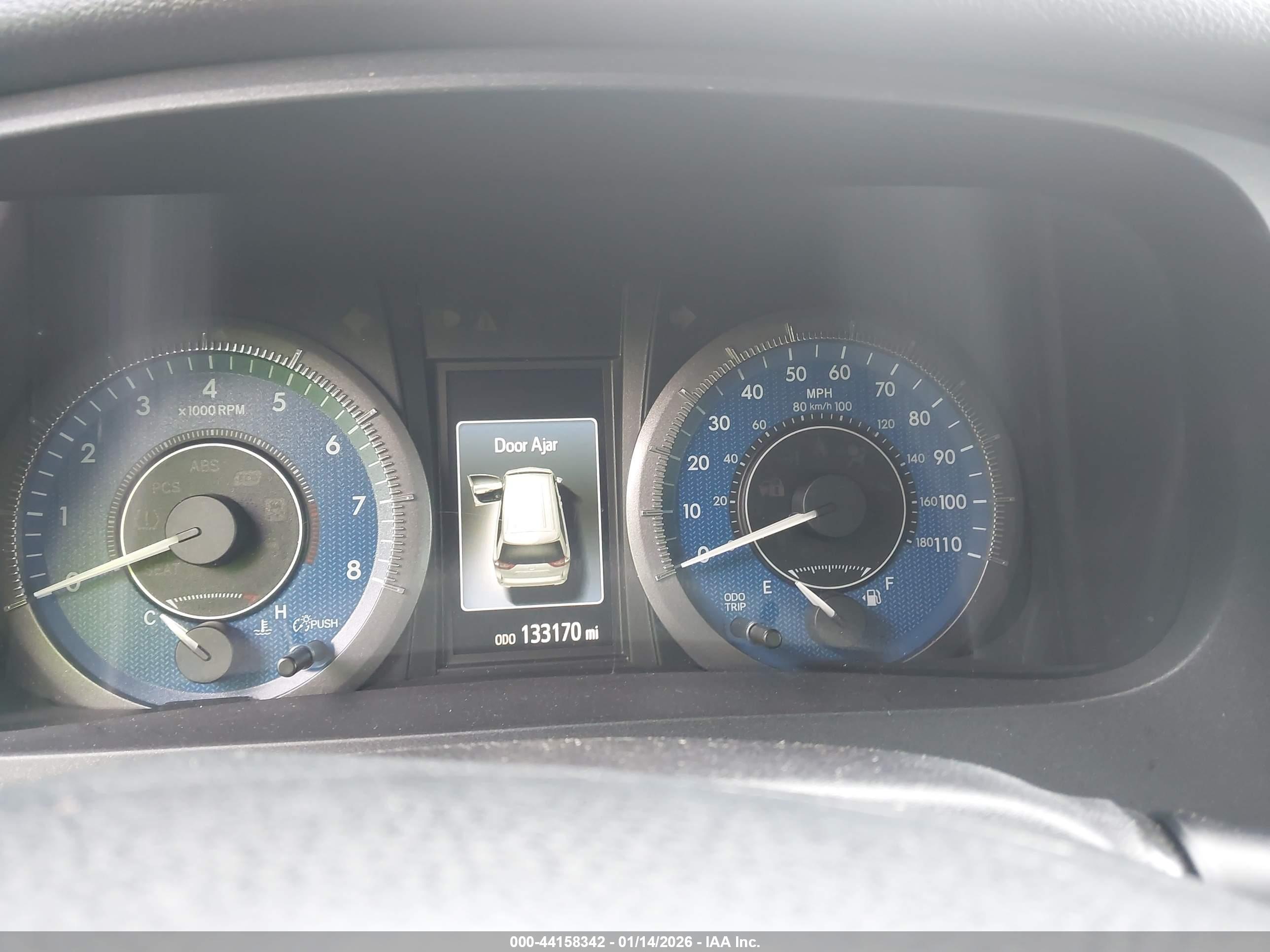 TOYOTA SIENNA image 7