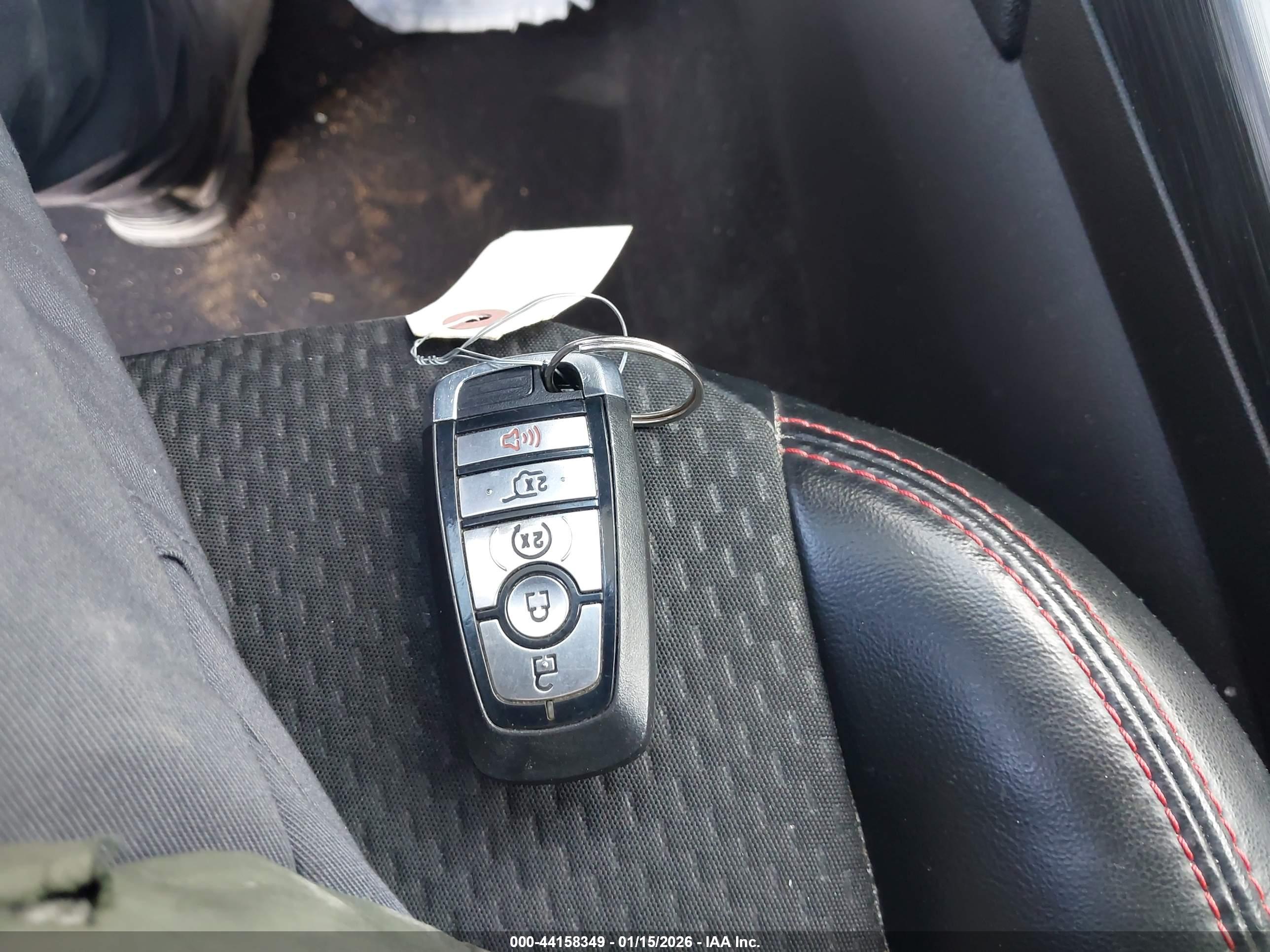 FORD ESCAPE image 11