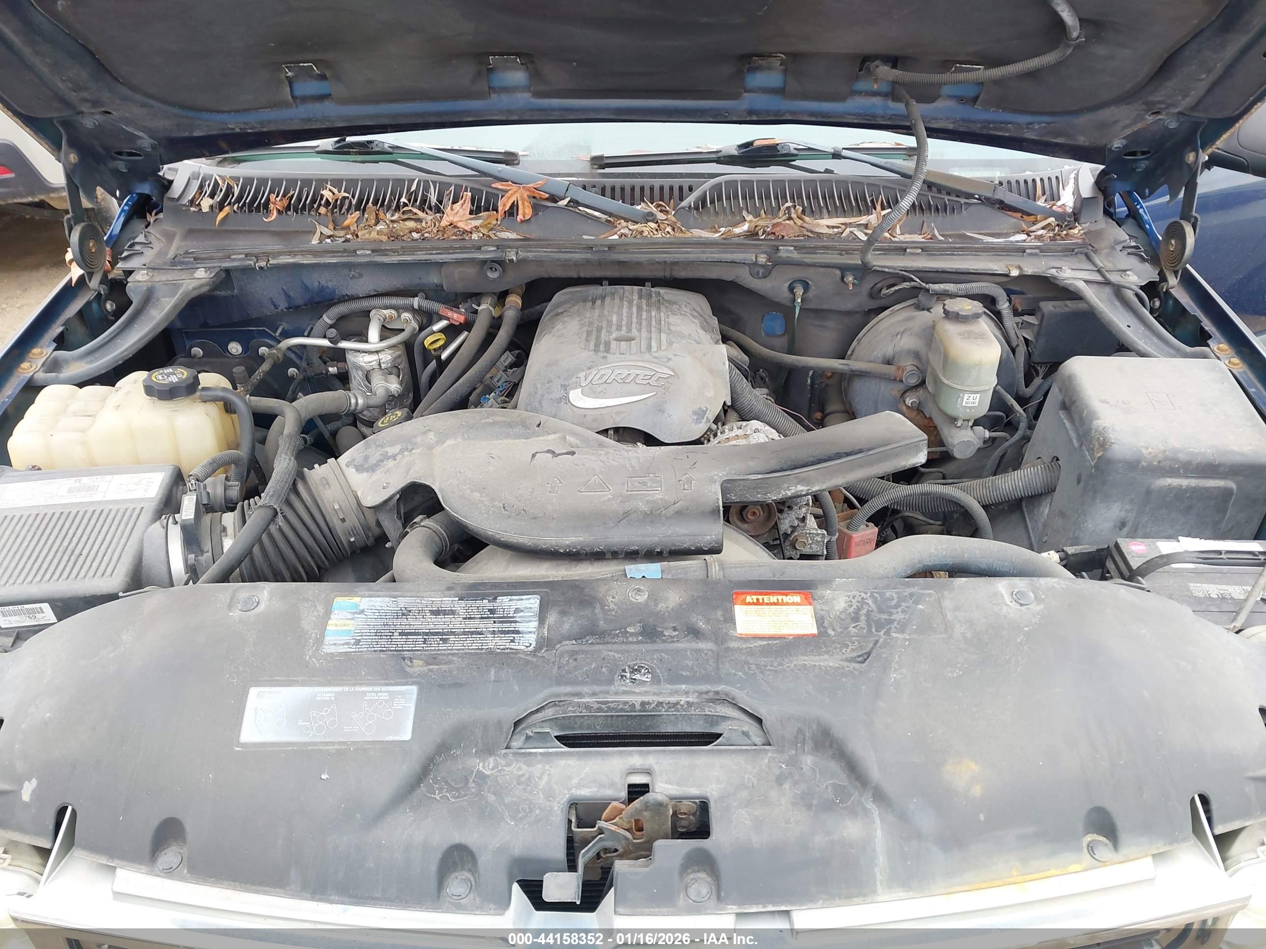 CHEVROLET TAHOE image 10