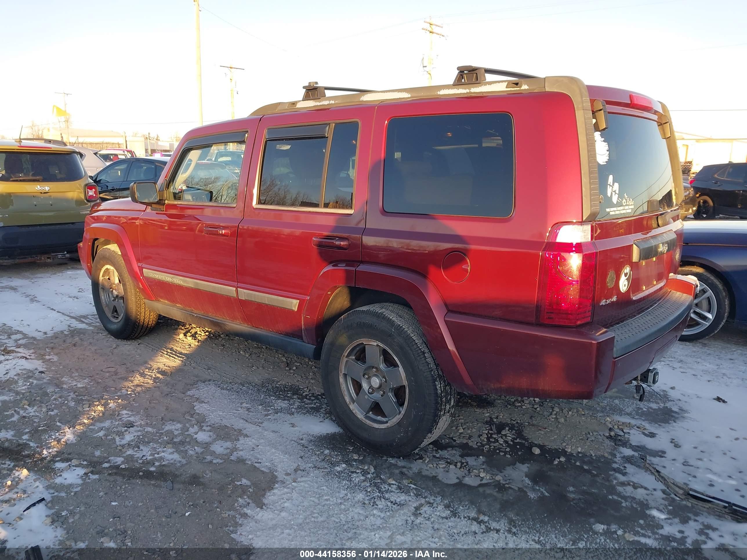 JEEP COMMANDER image 3