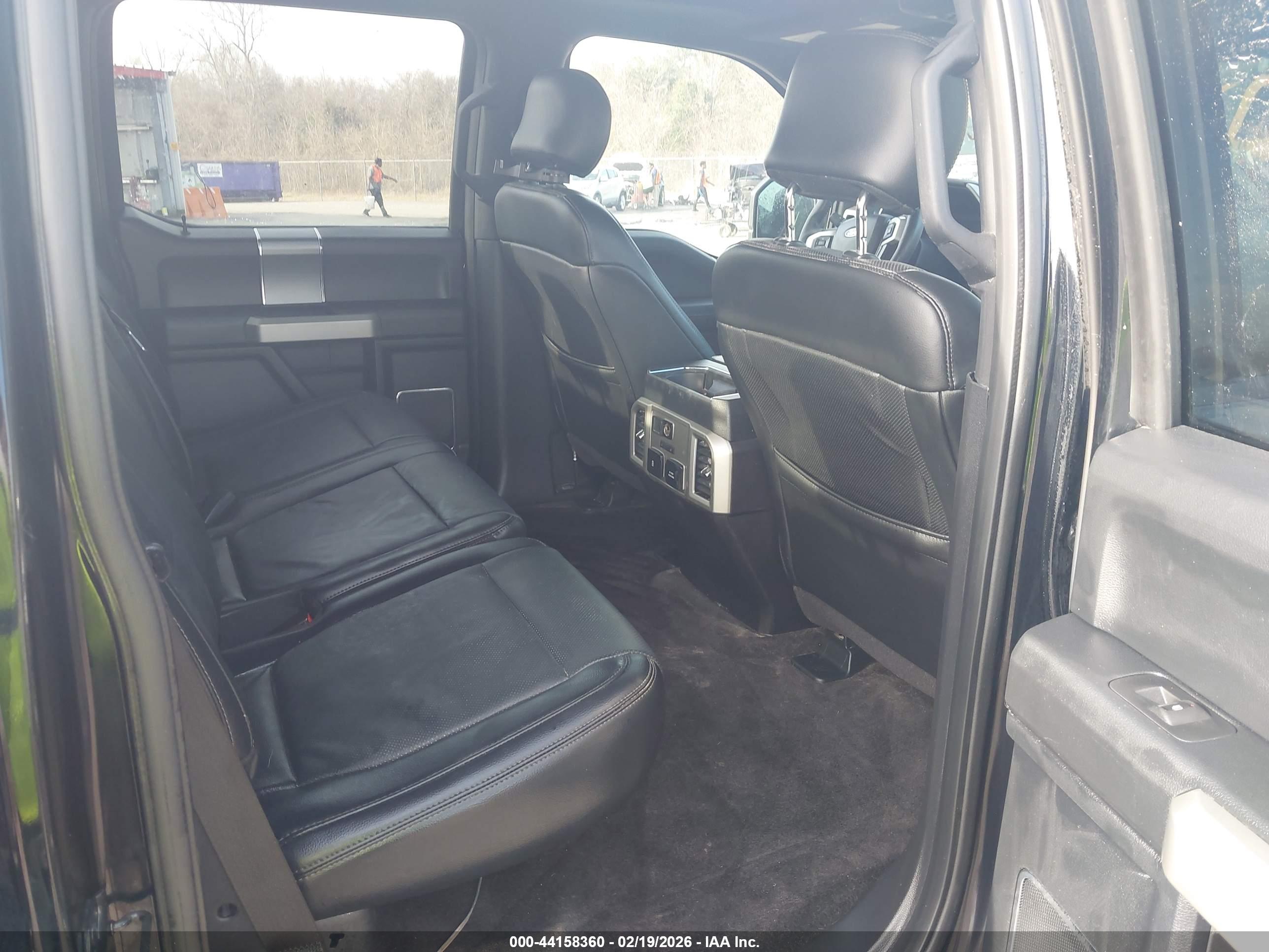 FORD F-150 image 8