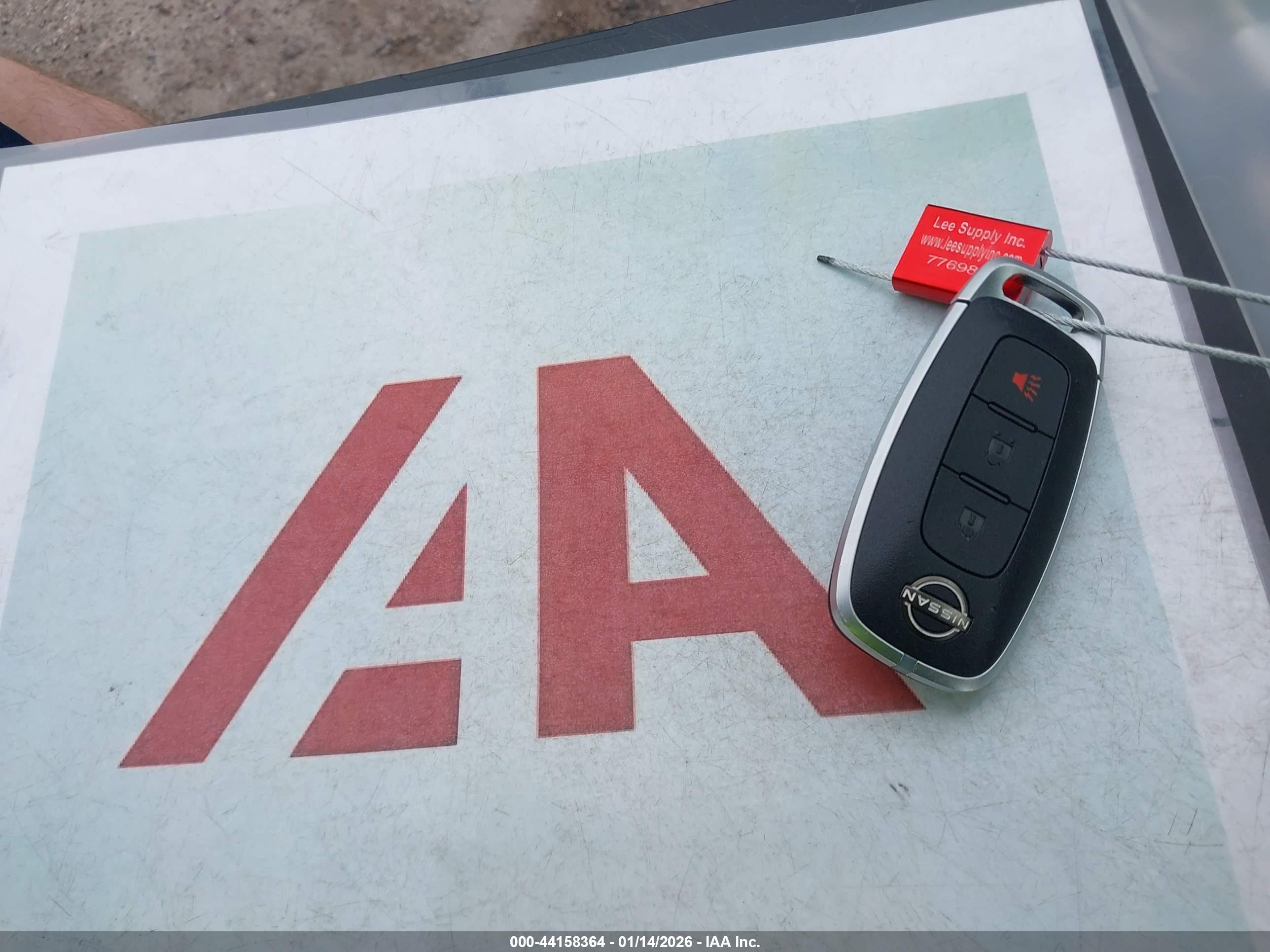 NISSAN KICKS image 11