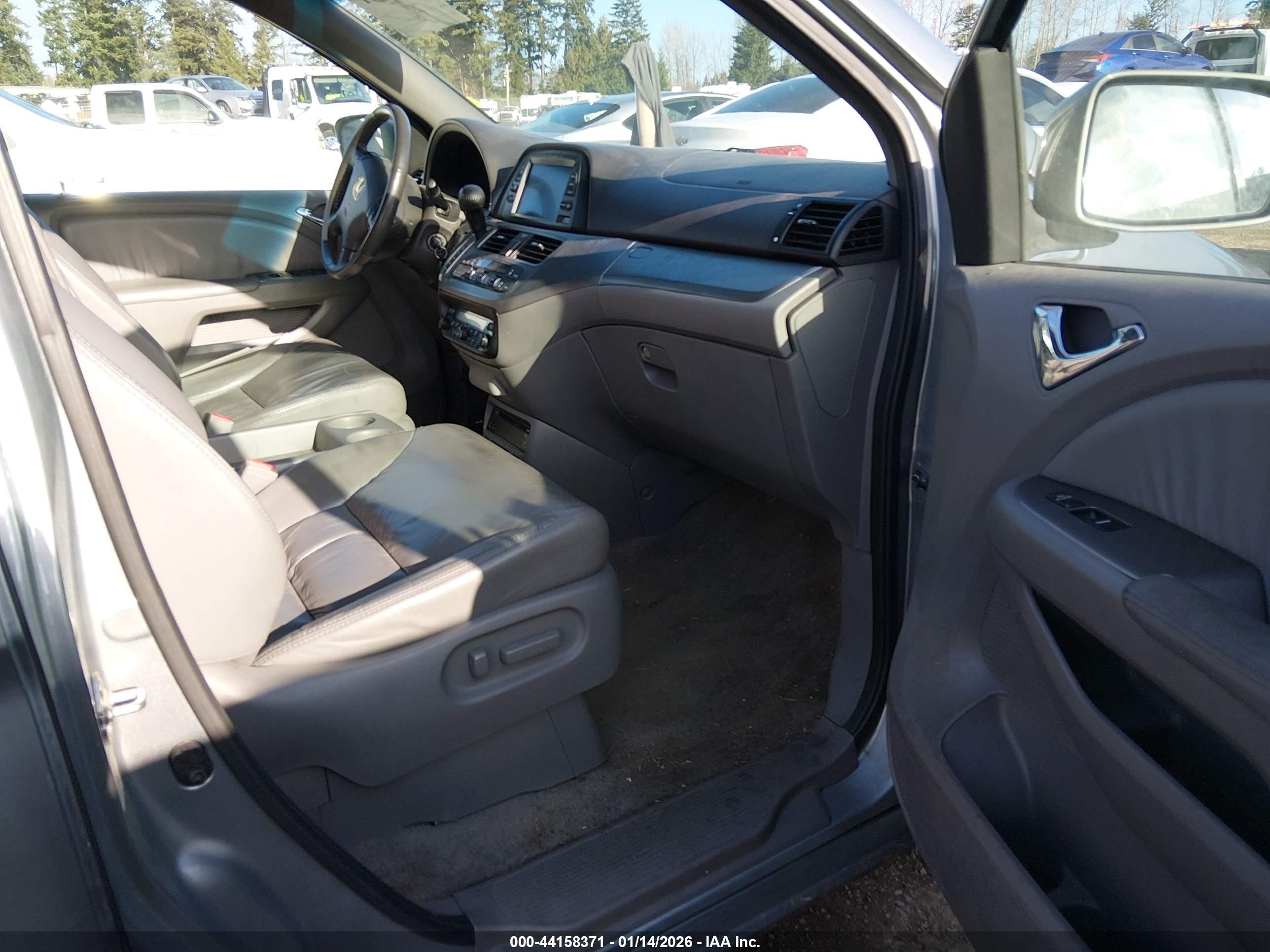 HONDA ODYSSEY image 5