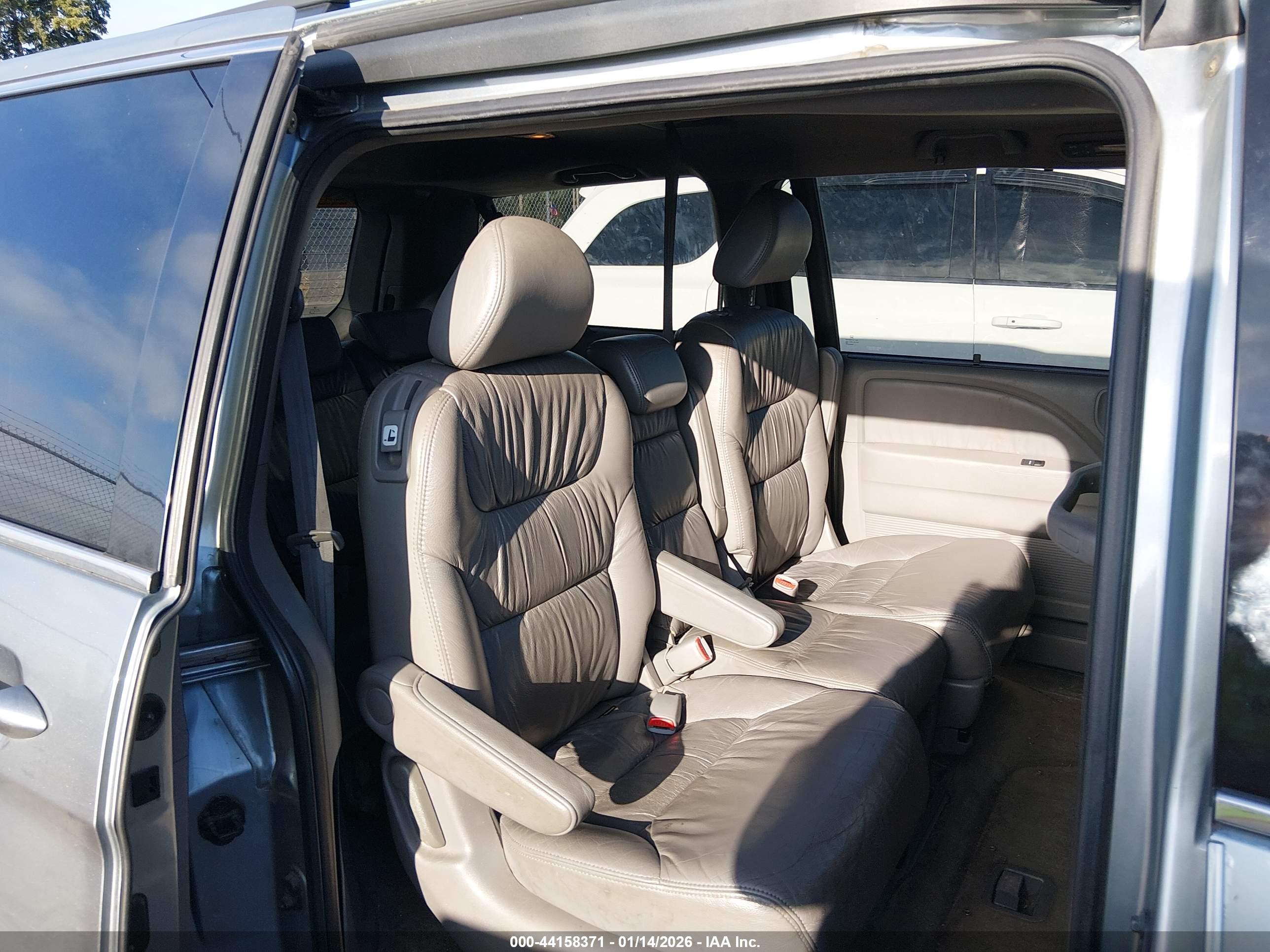 HONDA ODYSSEY image 8