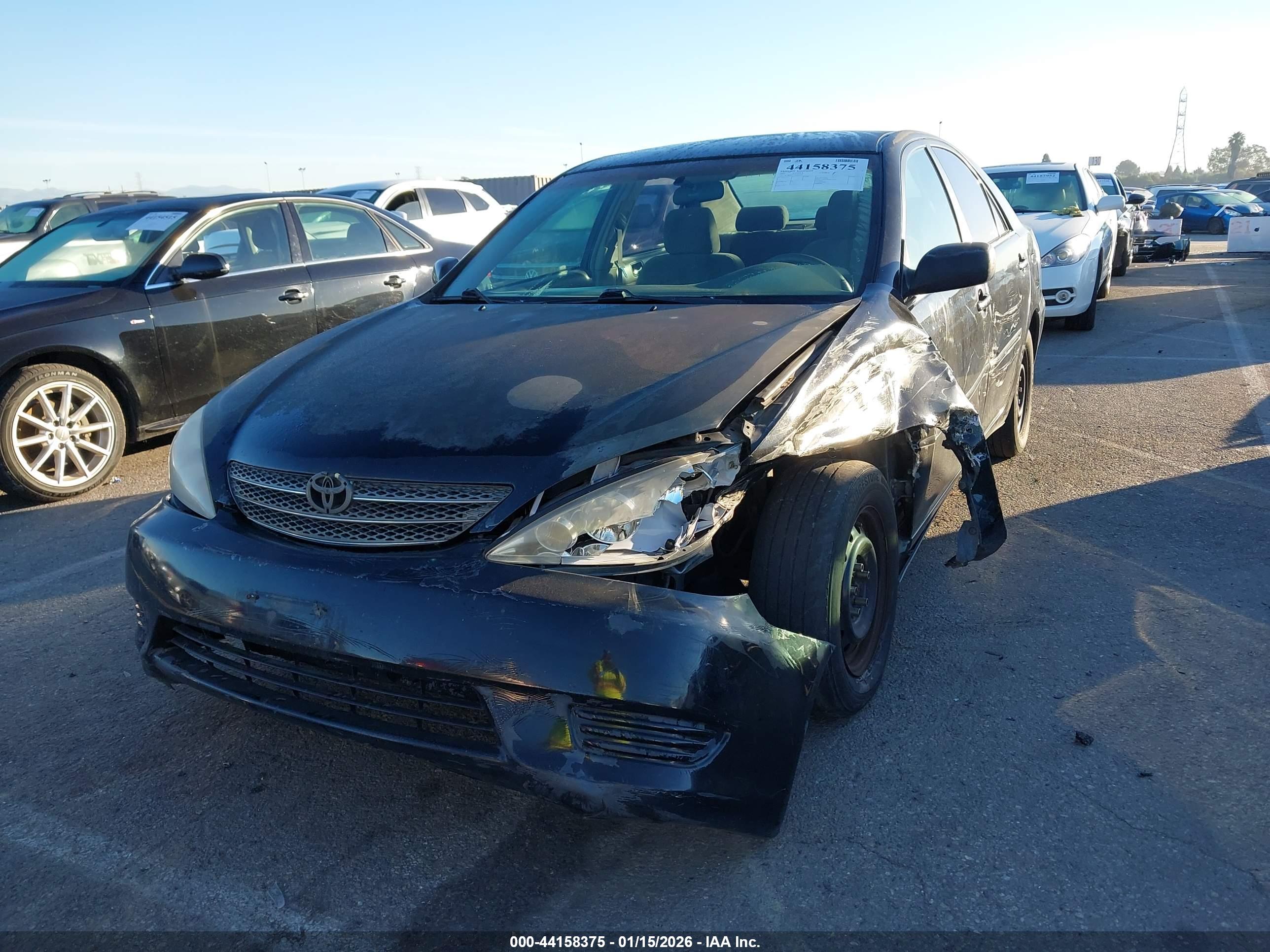 TOYOTA CAMRY image 2