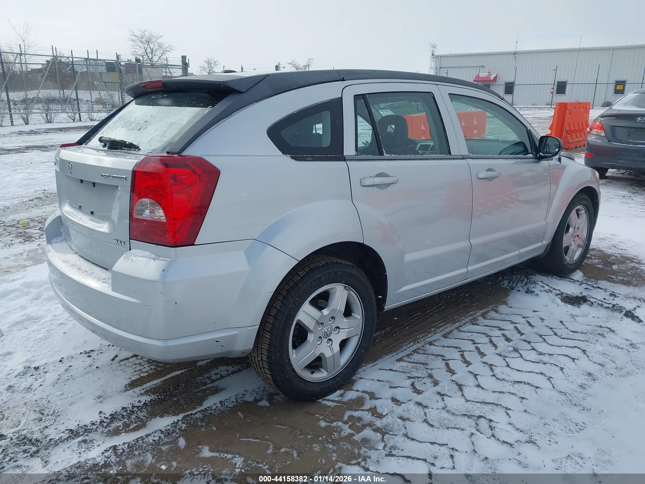 DODGE CALIBER image 4