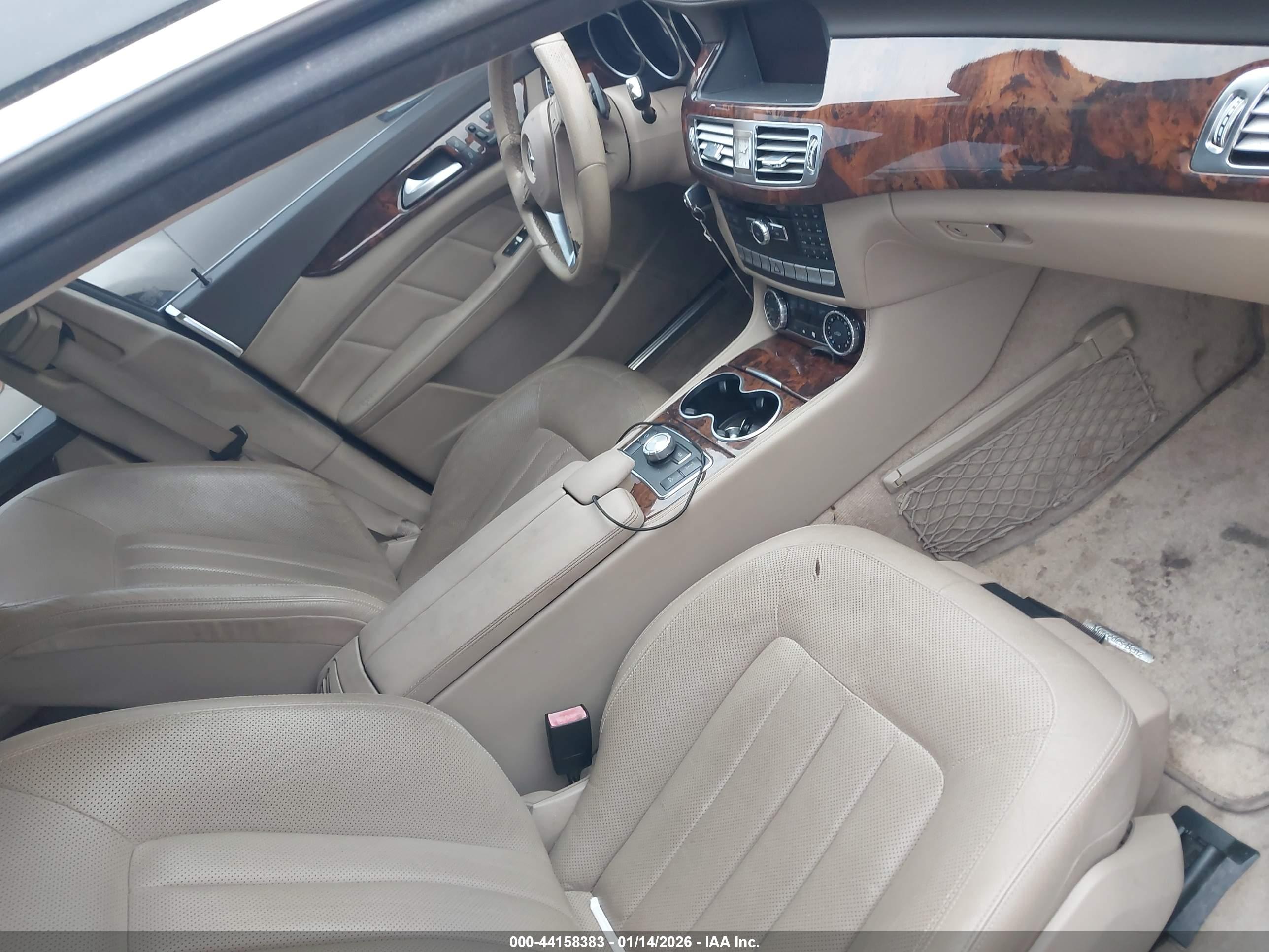 MERCEDES-BENZ CLS image 5
