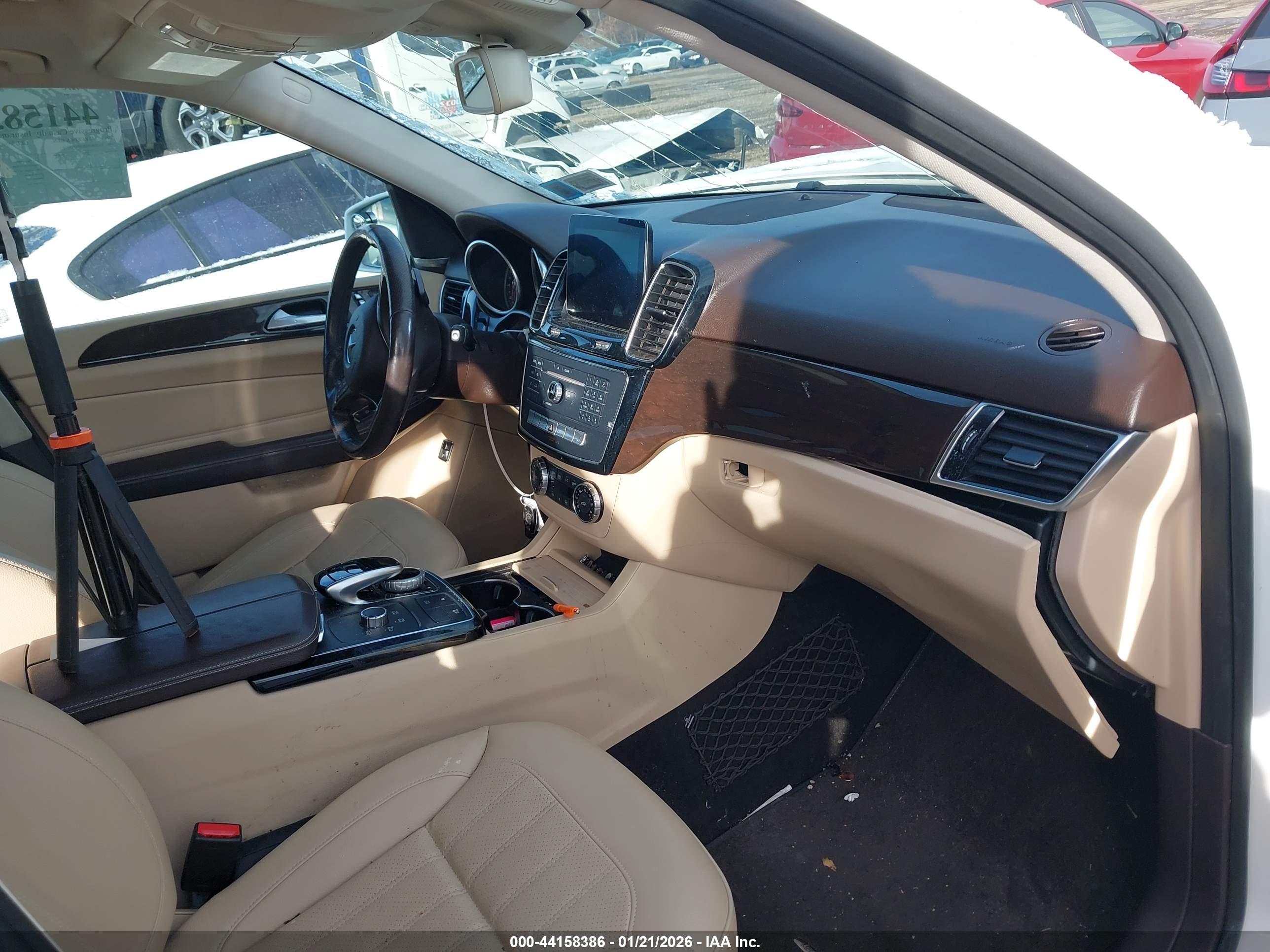 MERCEDES-BENZ GLE image 5
