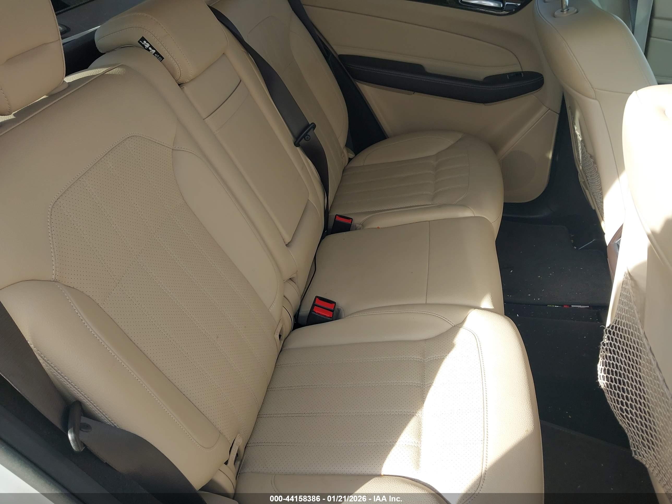 MERCEDES-BENZ GLE image 8