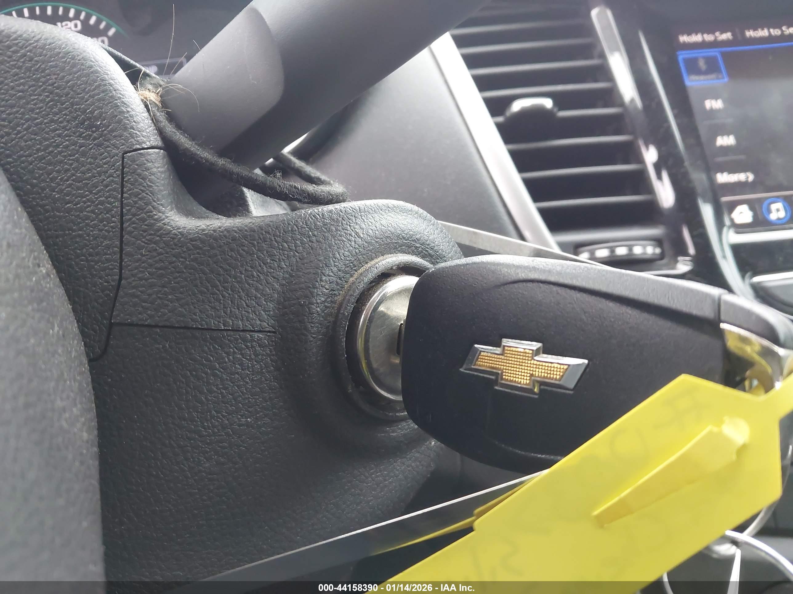 CHEVROLET TRAX image 11