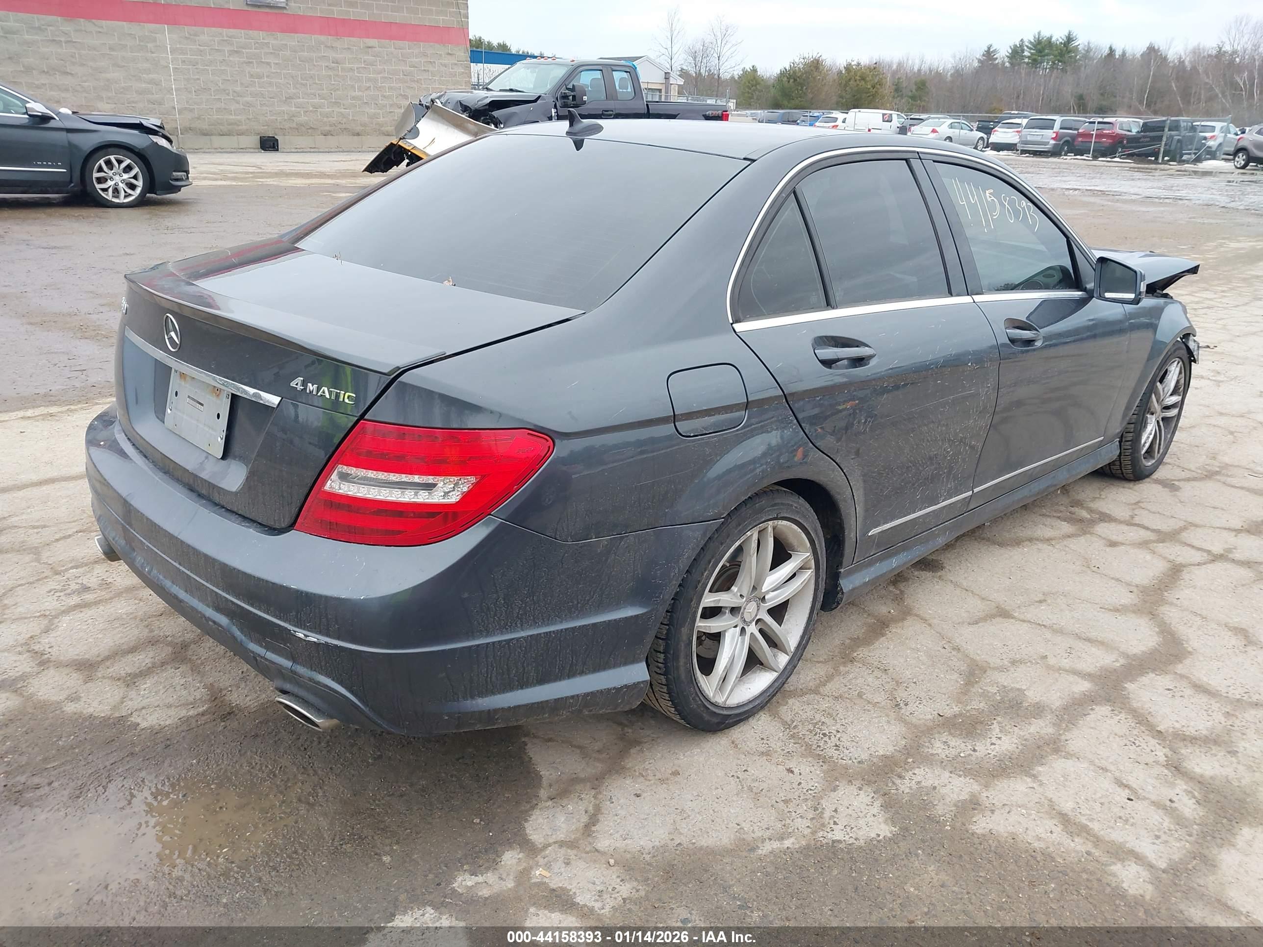 MERCEDES-BENZ C image 4