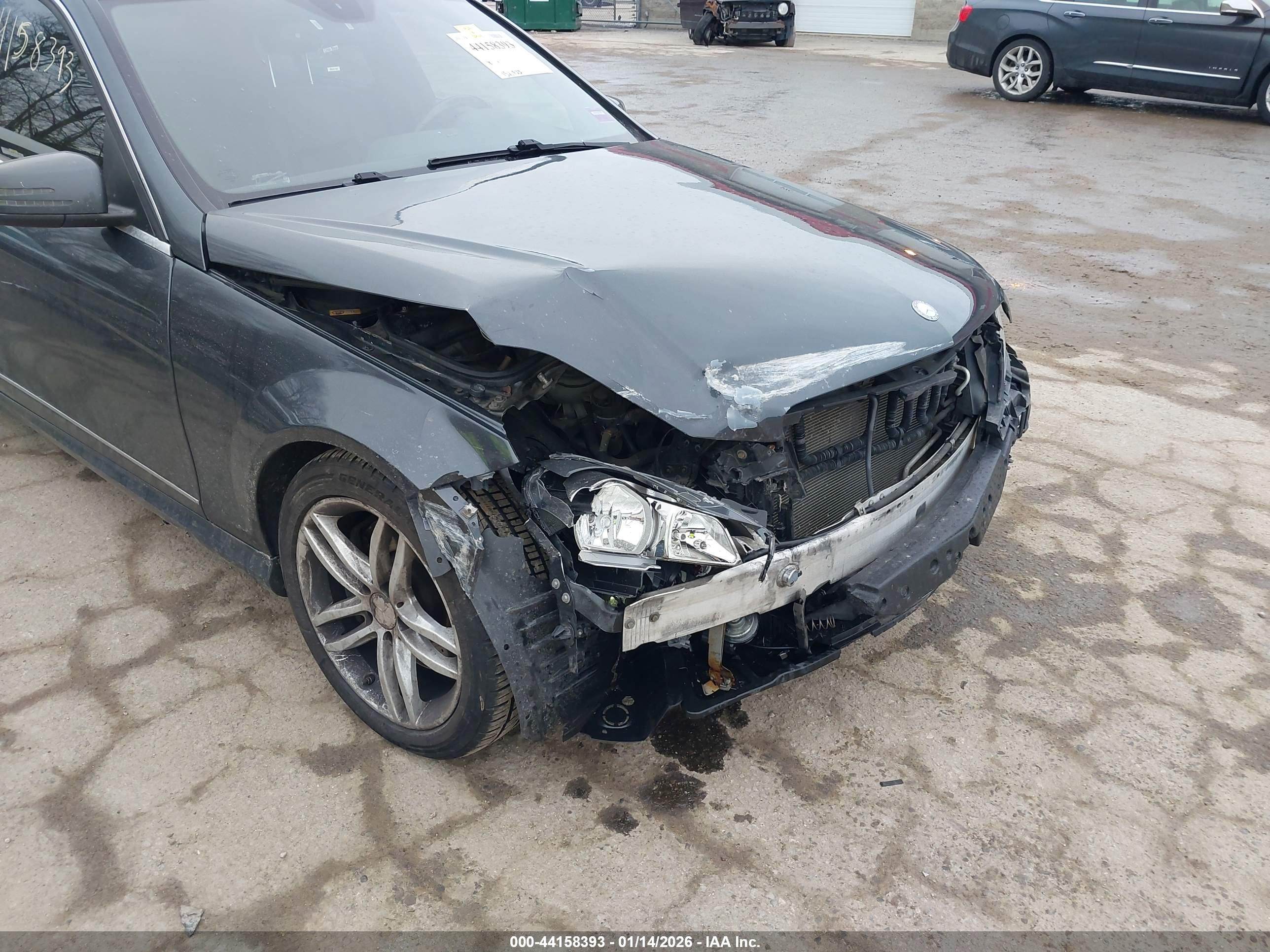 MERCEDES-BENZ C image 6