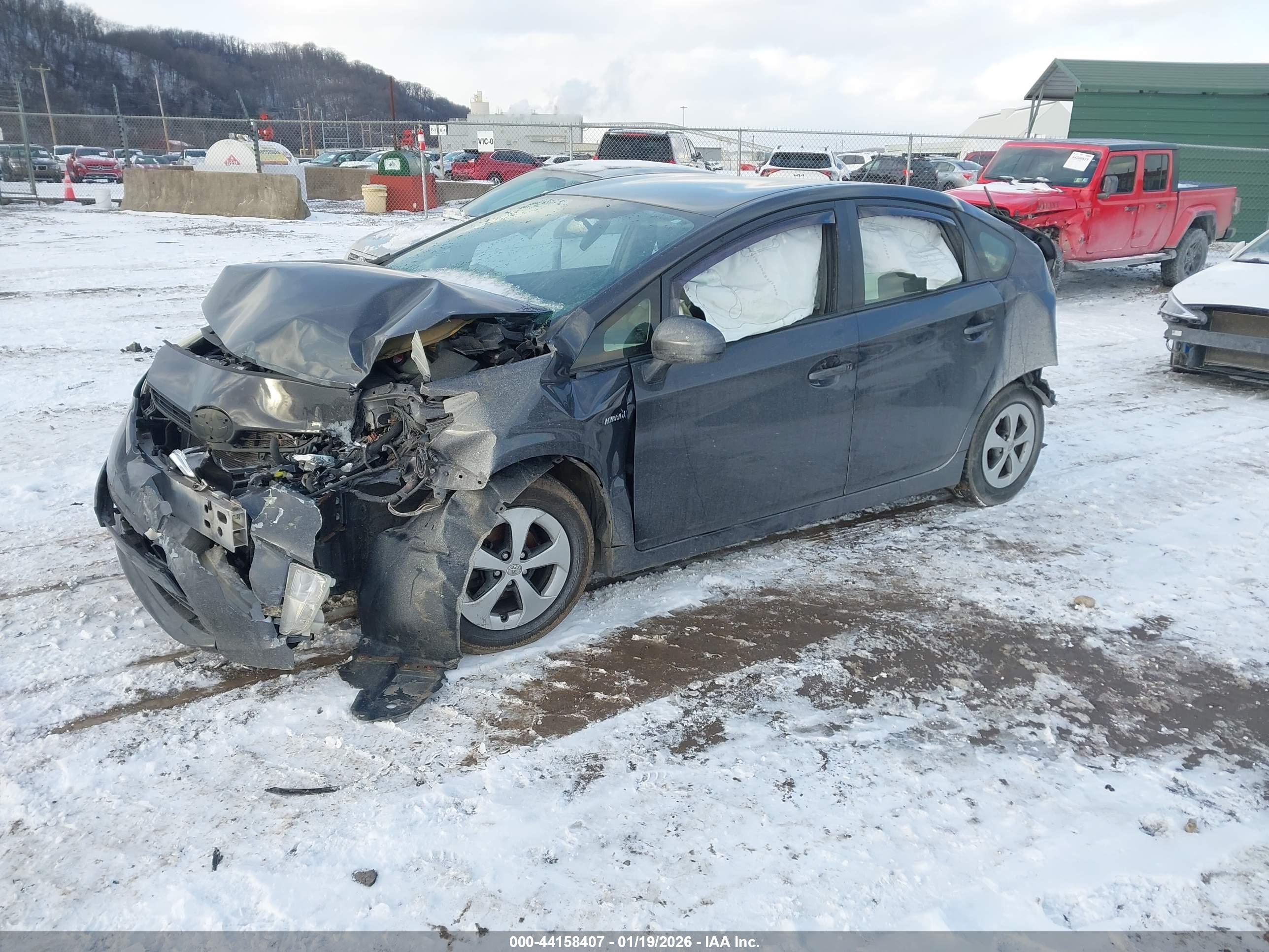 TOYOTA PRIUS image 2