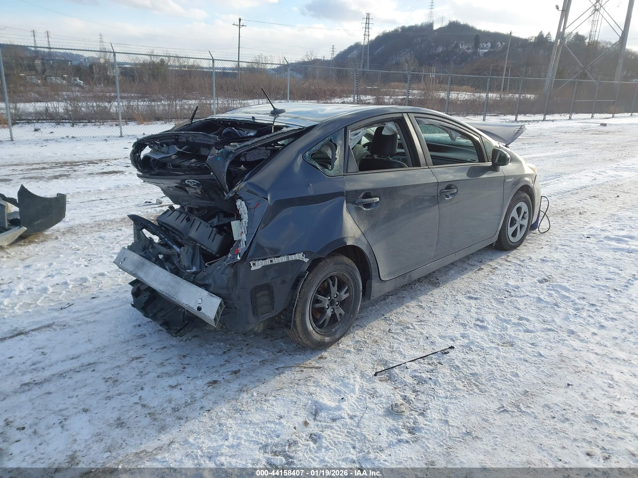 TOYOTA PRIUS image 4