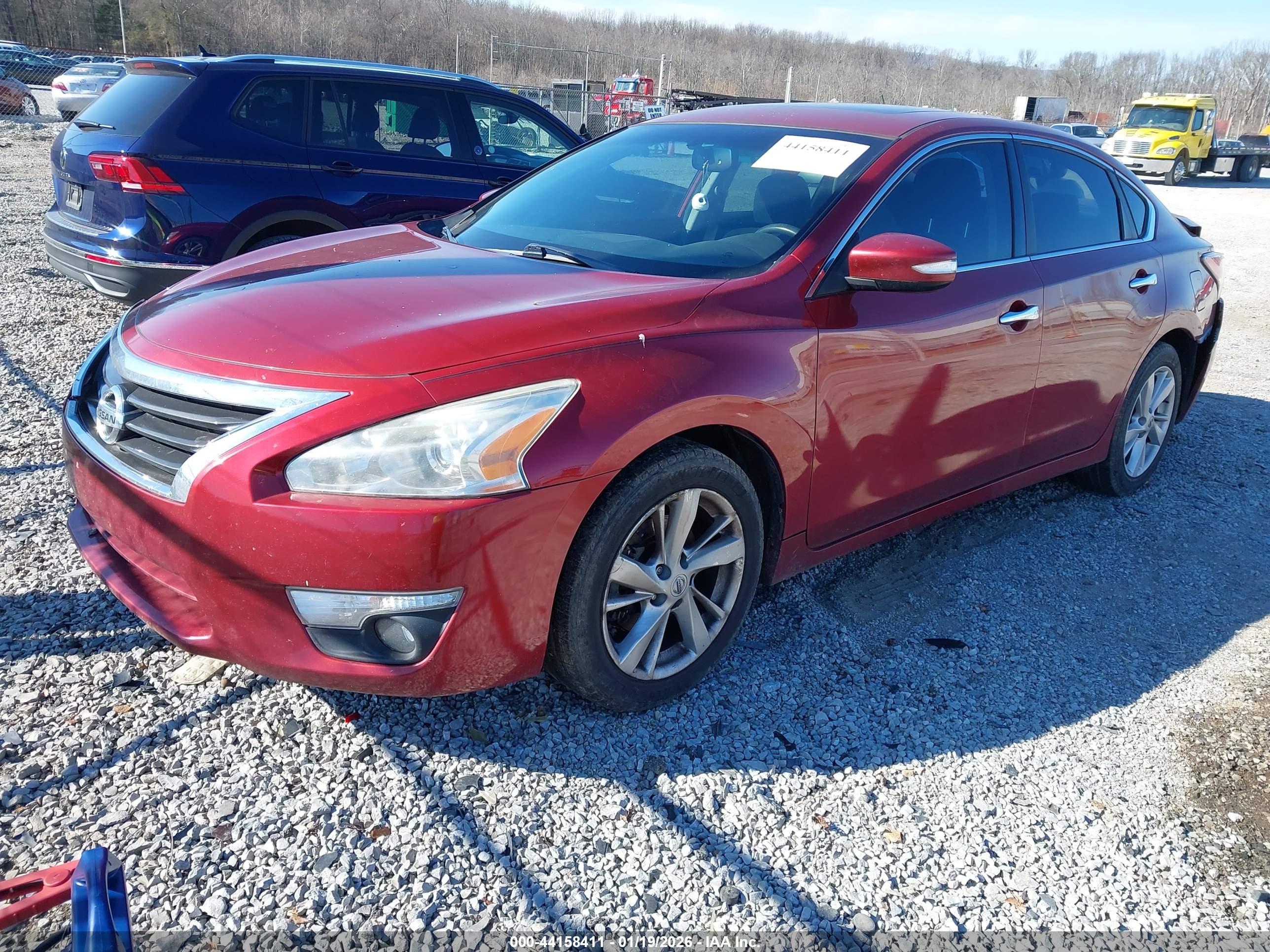 NISSAN ALTIMA image 2