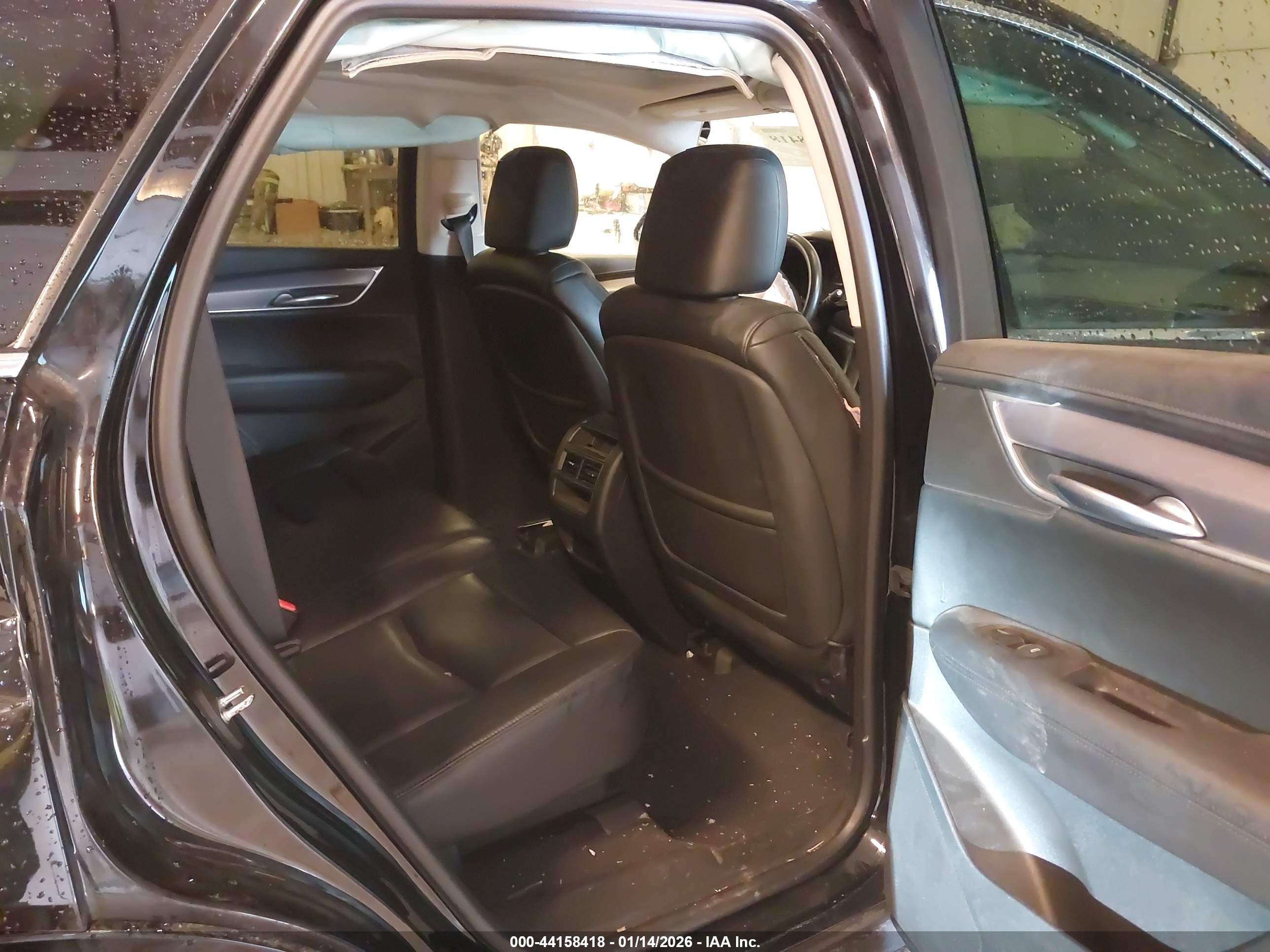 CADILLAC XT5 image 8