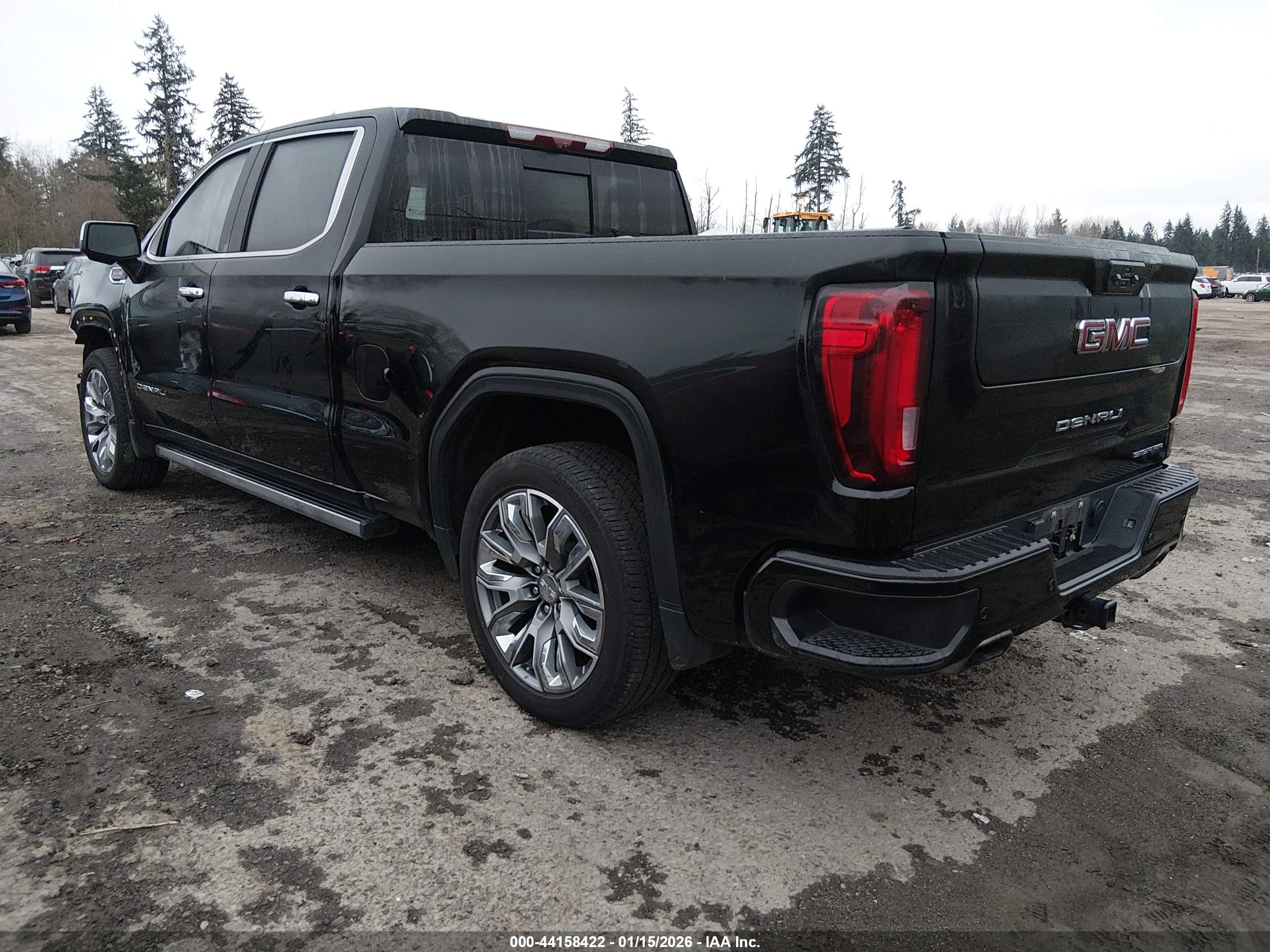 GMC SIERRA image 3