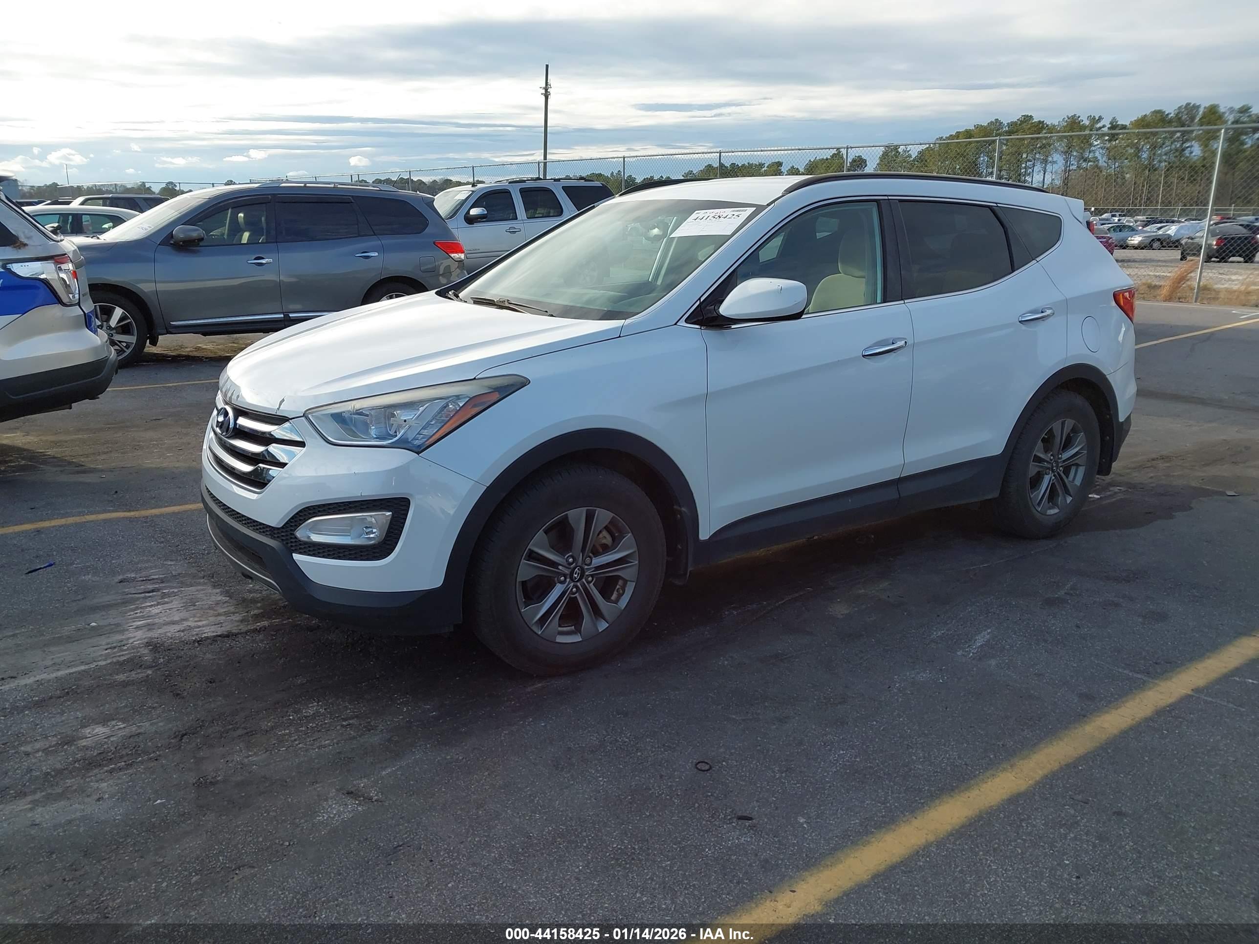 HYUNDAI SANTA image 2
