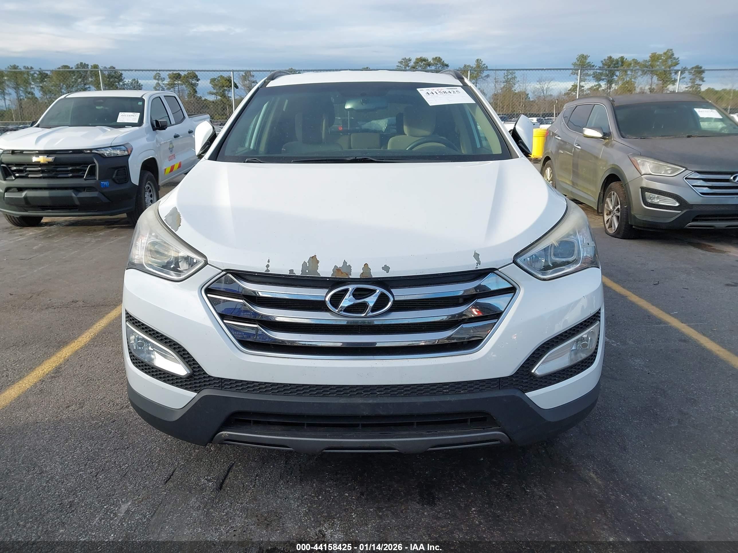 HYUNDAI SANTA image 6