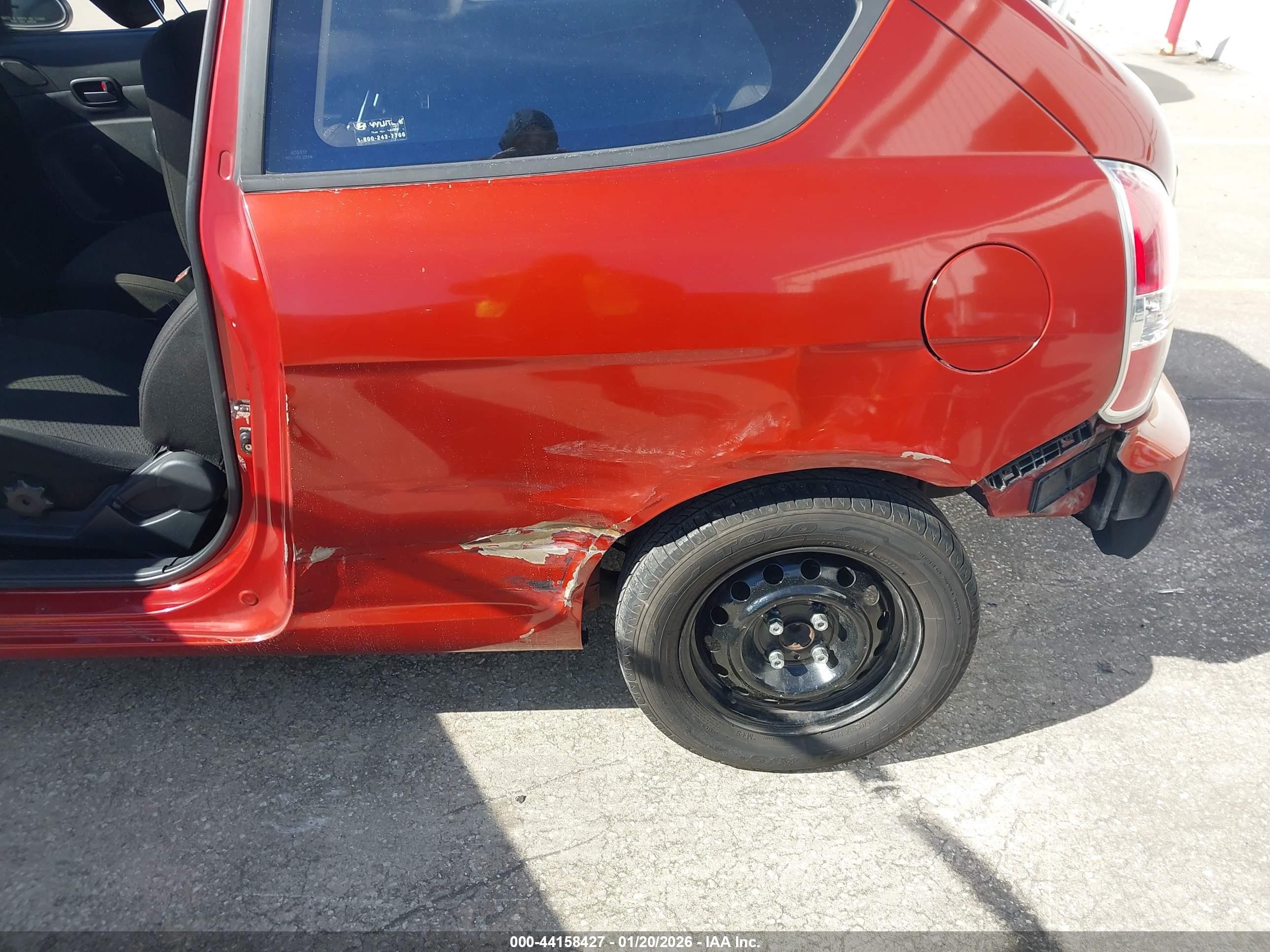 HYUNDAI ACCENT image 6