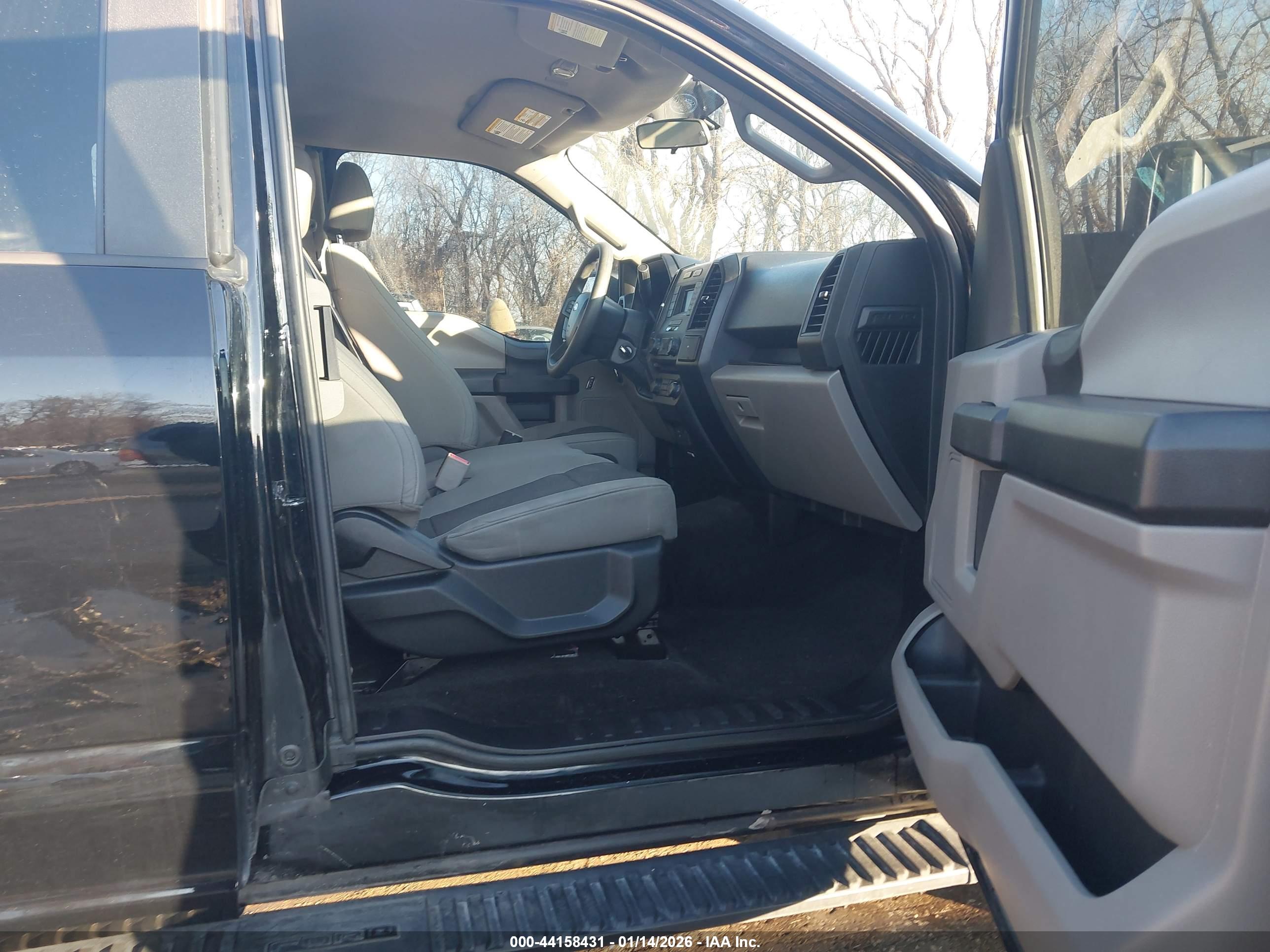FORD F-150 image 5