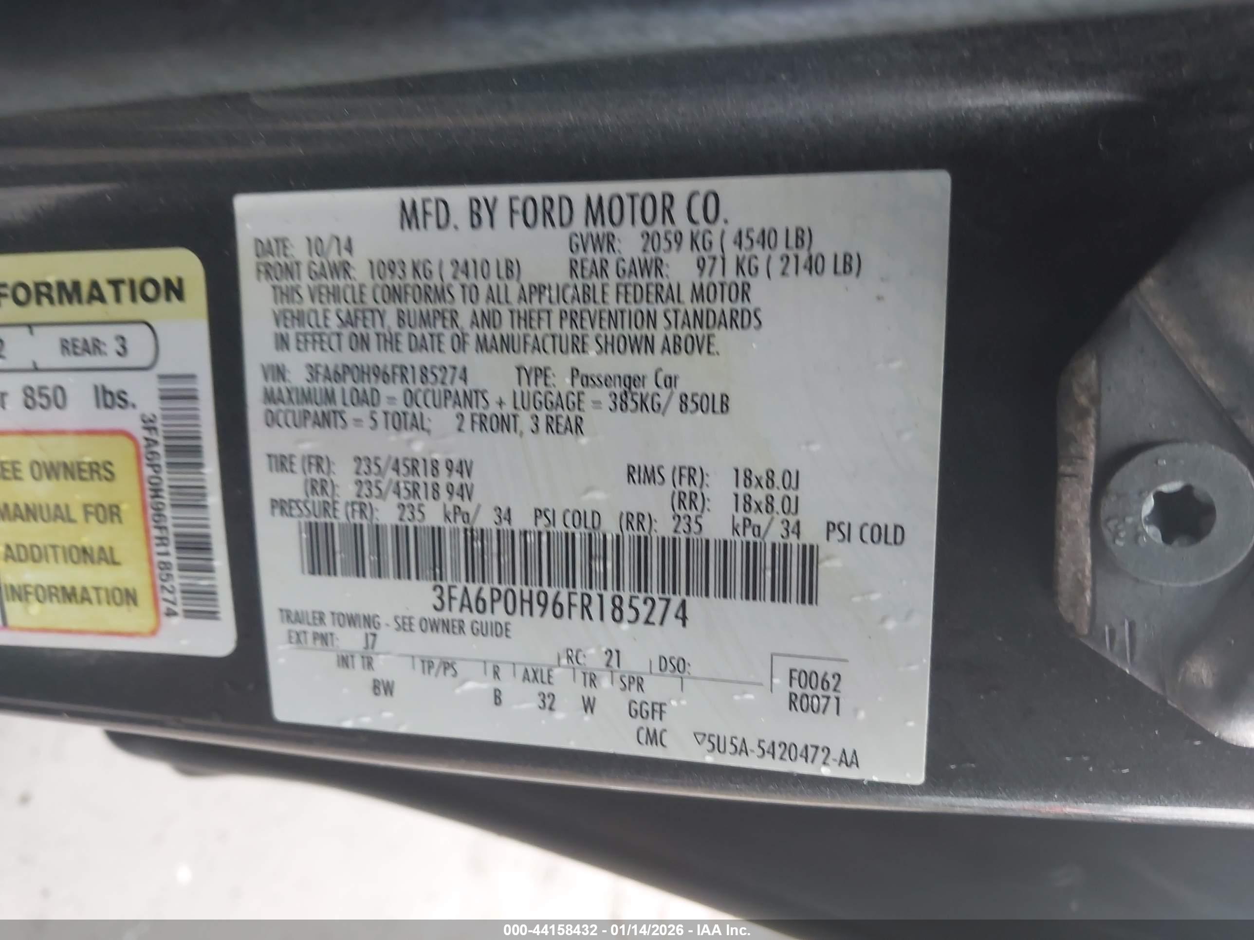 FORD FUSION image 9