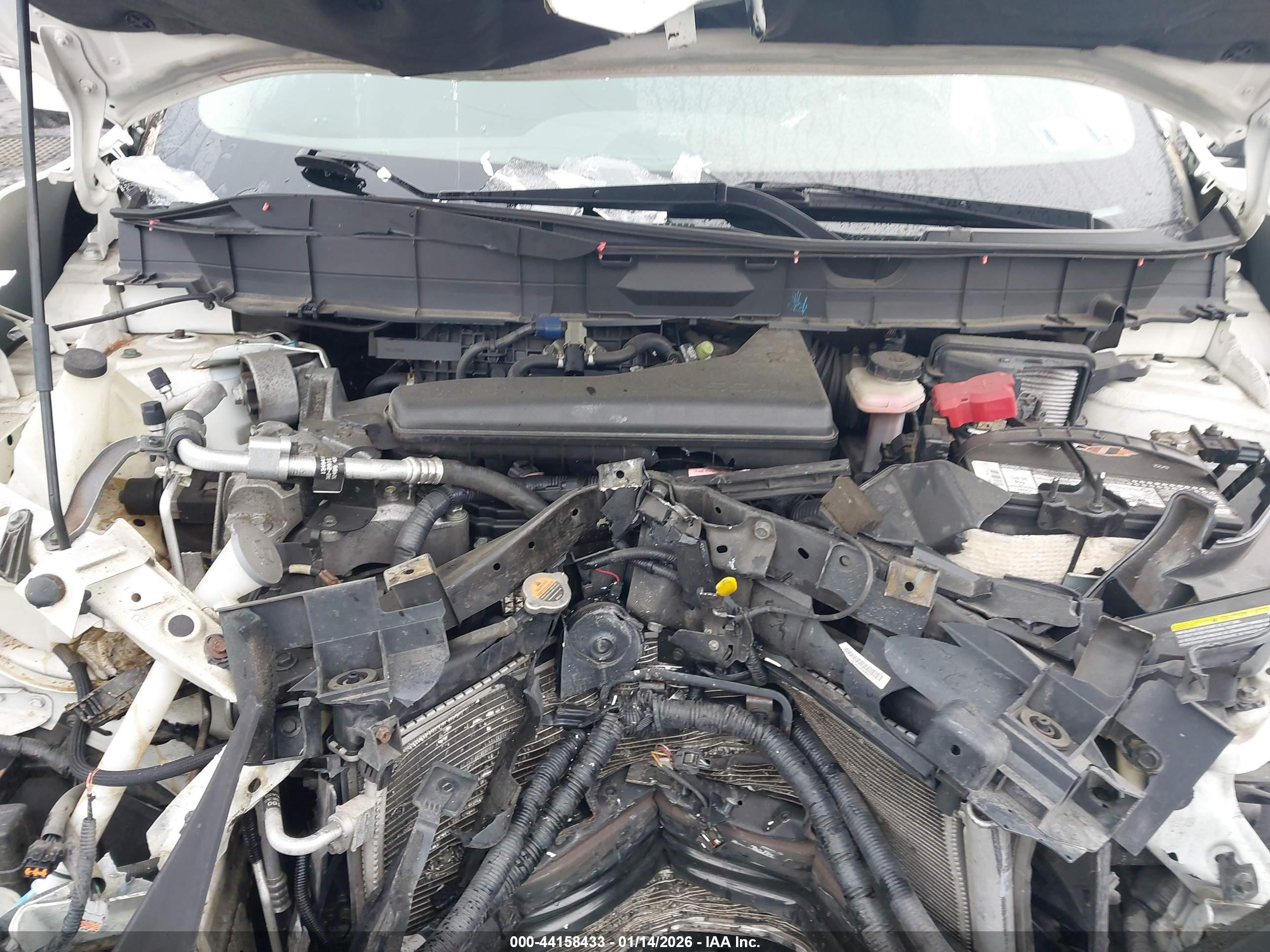 NISSAN ROGUE image 10