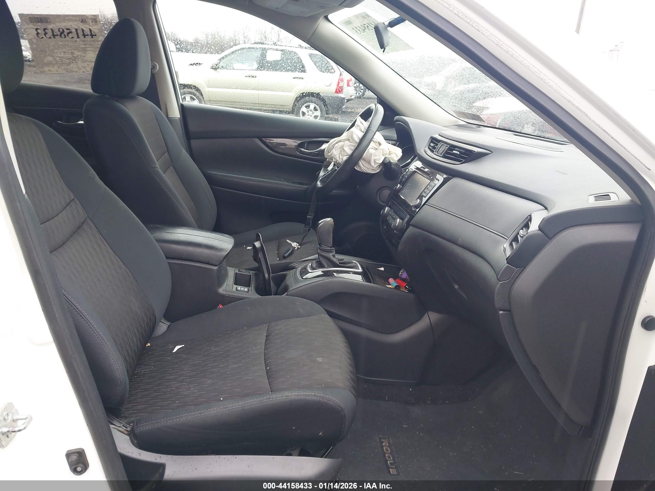 NISSAN ROGUE image 5