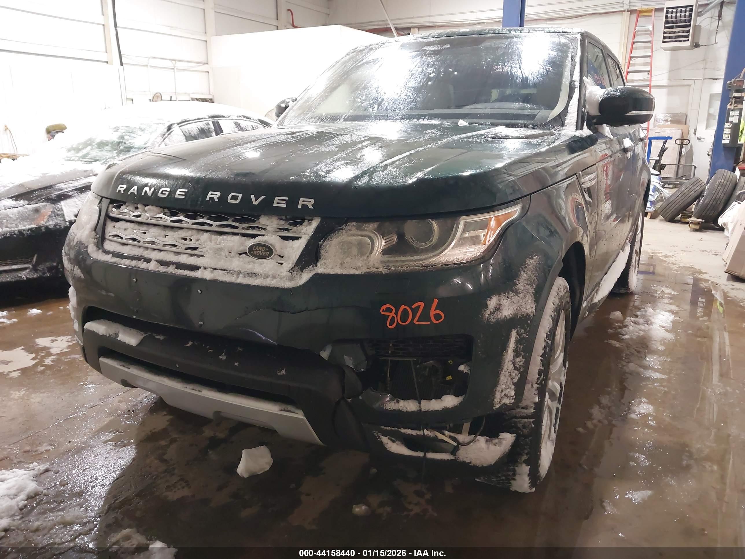 LAND ROVER image 6