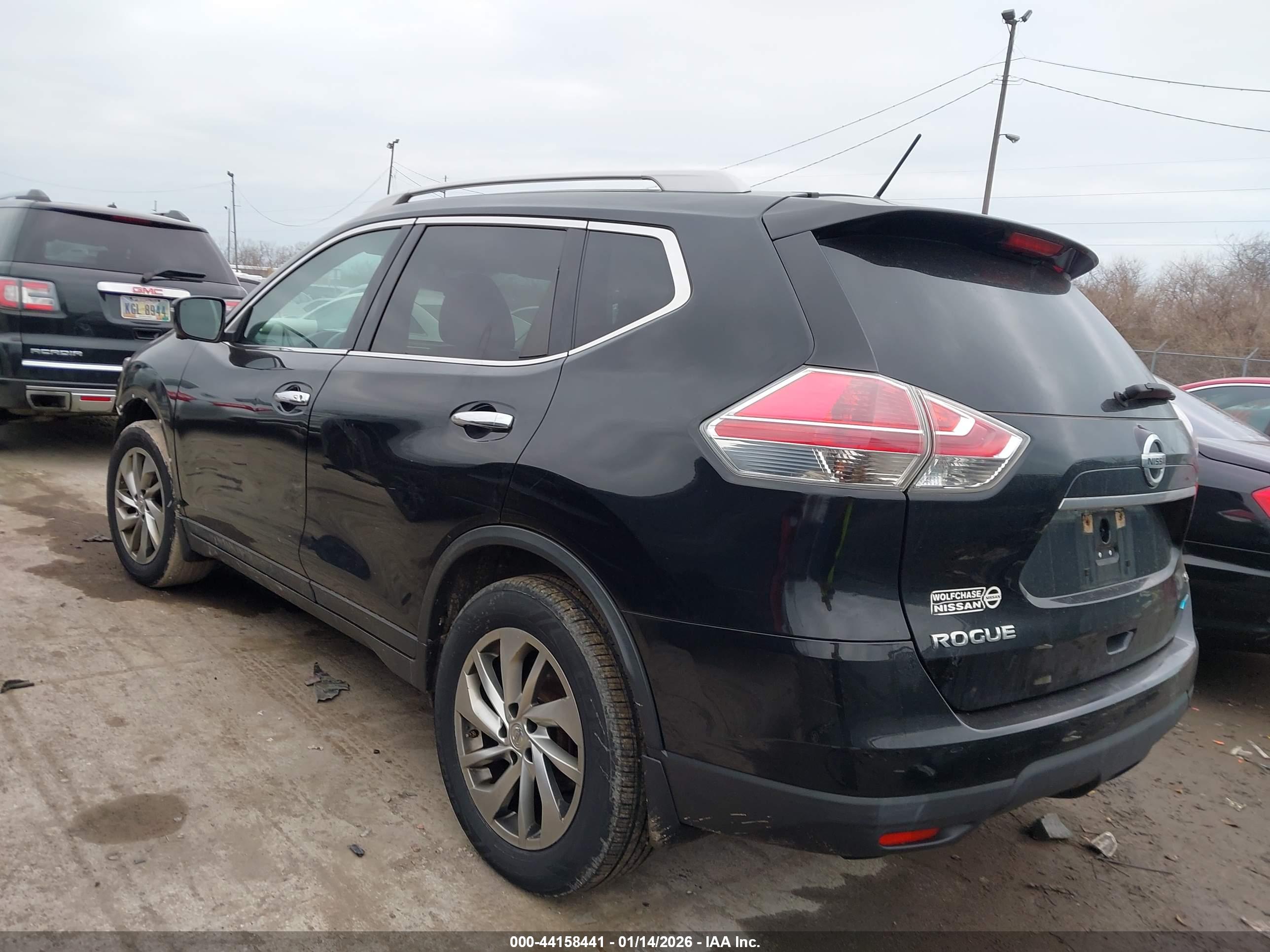 NISSAN ROGUE image 3