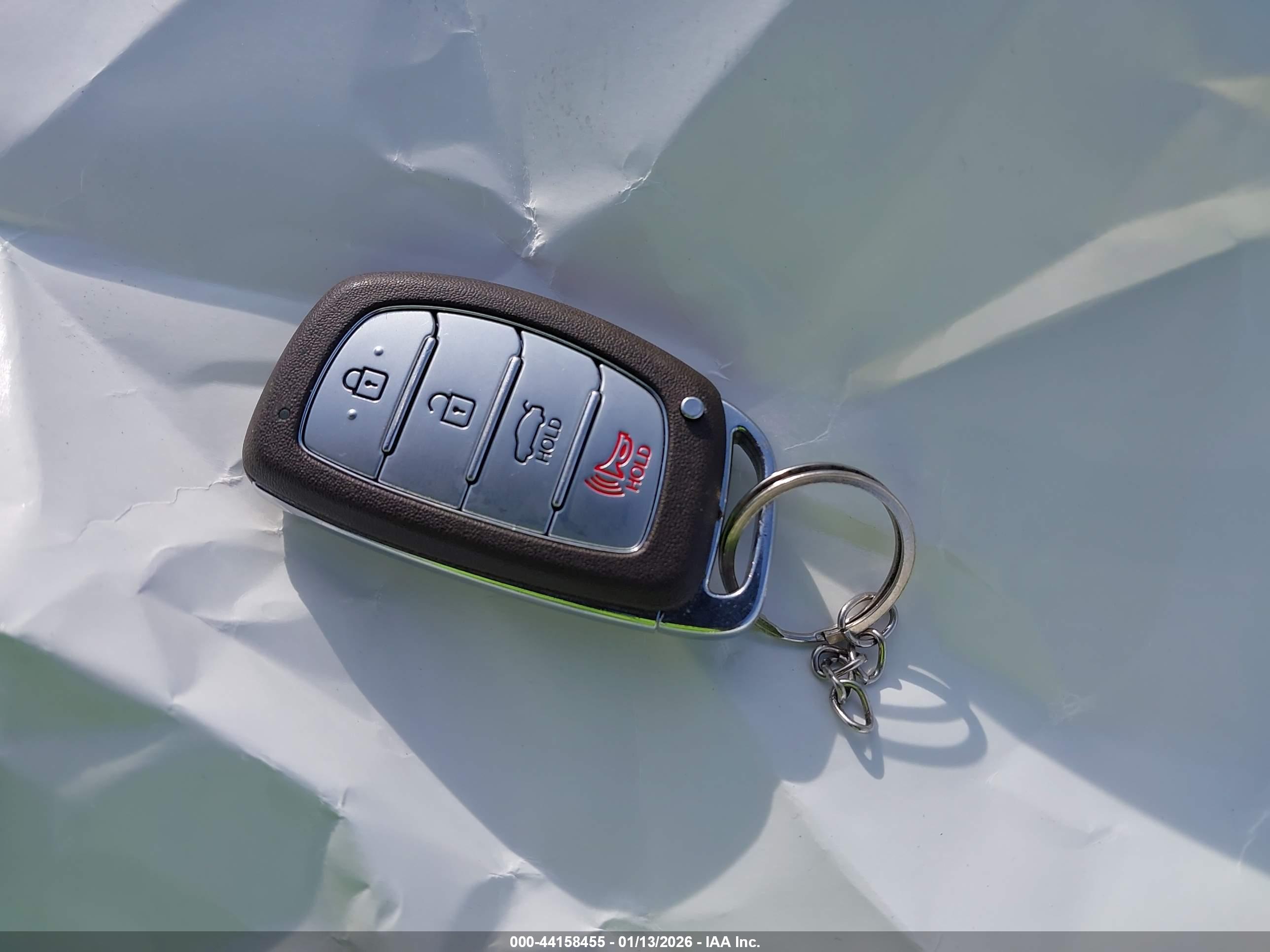 HYUNDAI ELANTRA image 11